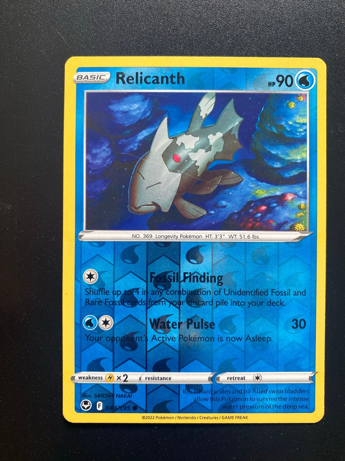 Relicanth 044/195 Reverse Holo Pokémon Silver Tempest, Ophalen of Verzenden, Zo goed als nieuw, Losse kaart, Foil
