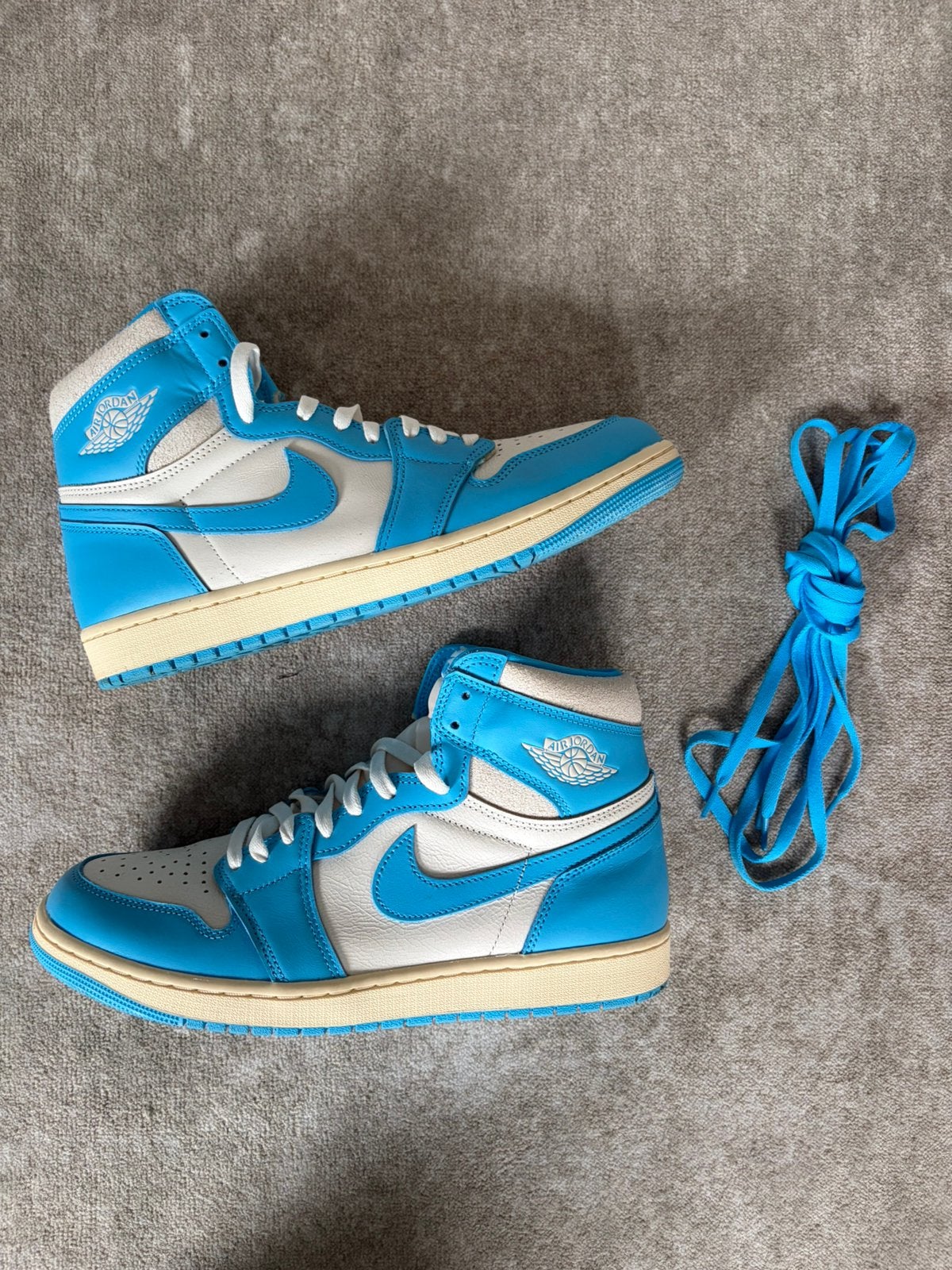 Nike air Jordan 1 UNC, Kleding | Heren, Verzenden, Wit, Nieuw, Sneakers of Gympen