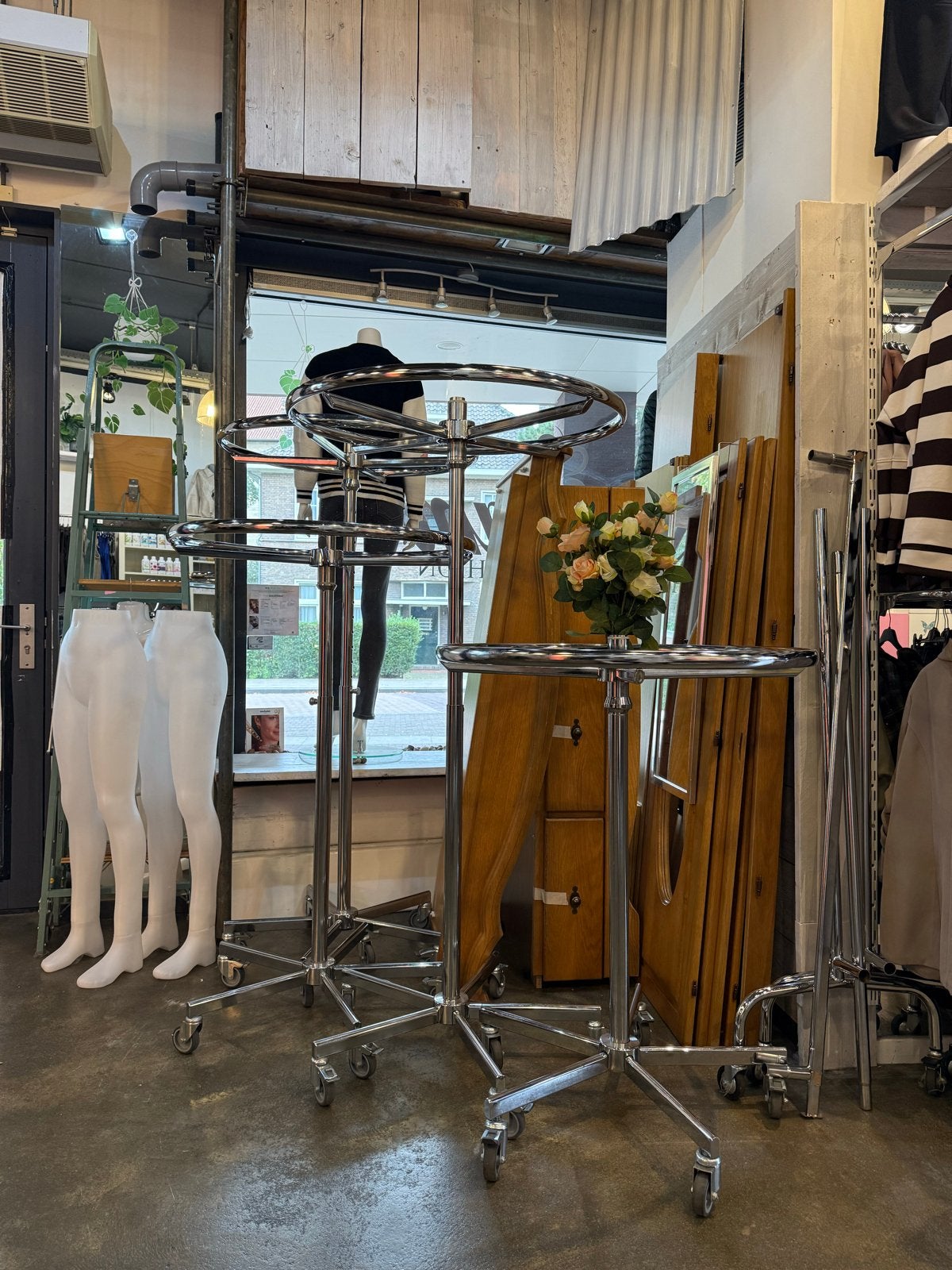 Verrijdbare ronde kledingrekken (4 stuks), Kleding | Dames, Ophalen, Met wielen, Gebruikt