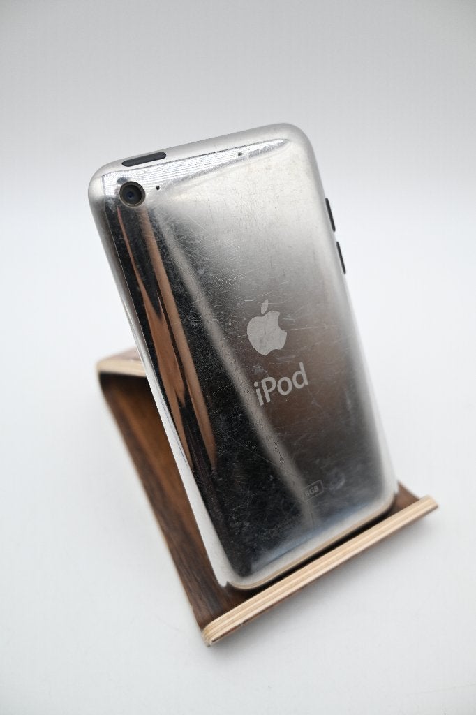iPod Touch 8GB ( Model A1367 ) + laad kabel, Gebruikt, Touch, -, Ophalen of Verzenden