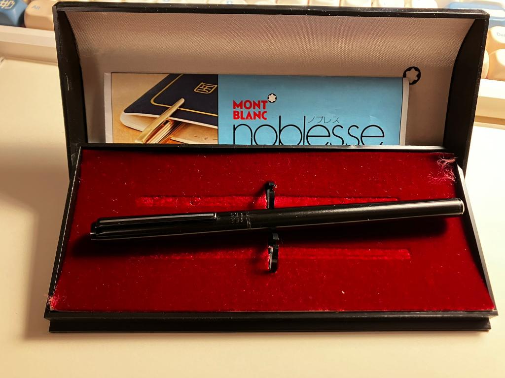 Montblanc Noblesse Vintage Vulpen 14k punt, Verzamelen, Pennenverzamelingen, Gebruikt, Ophalen of Verzenden, Met reclame, Vulpen