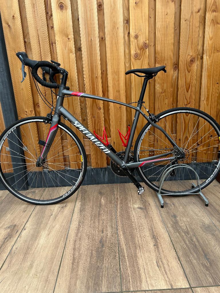 Specialized Dolce, 28 inch, Aluminium, Zo goed als nieuw, 57 tot 61 cm