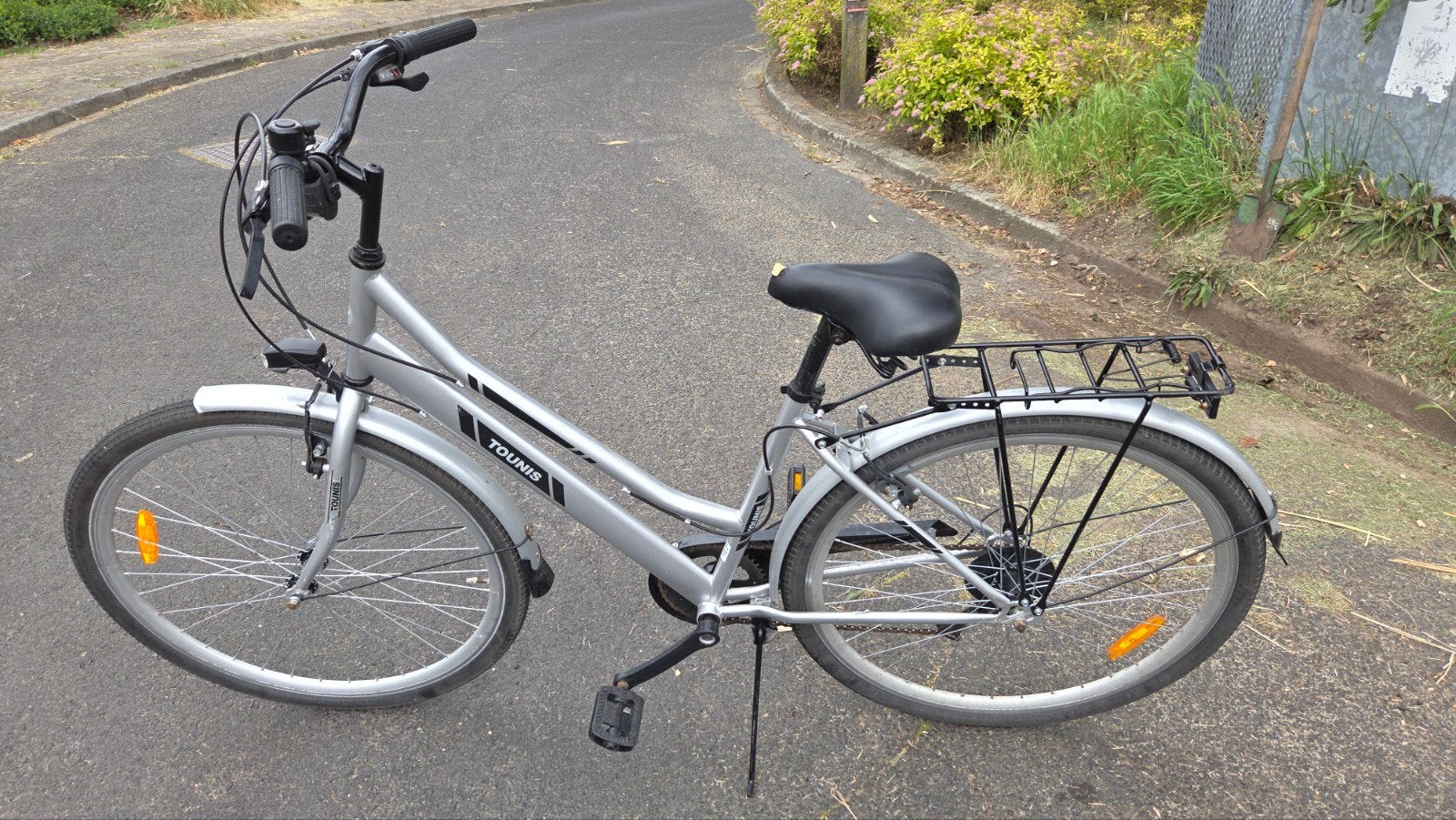 Tounis fiets 40€ met vrijwel nieuwe banden, framemaat 49cm, Gebruikt, Velgrem, 47 tot 50 cm, Versnellingen