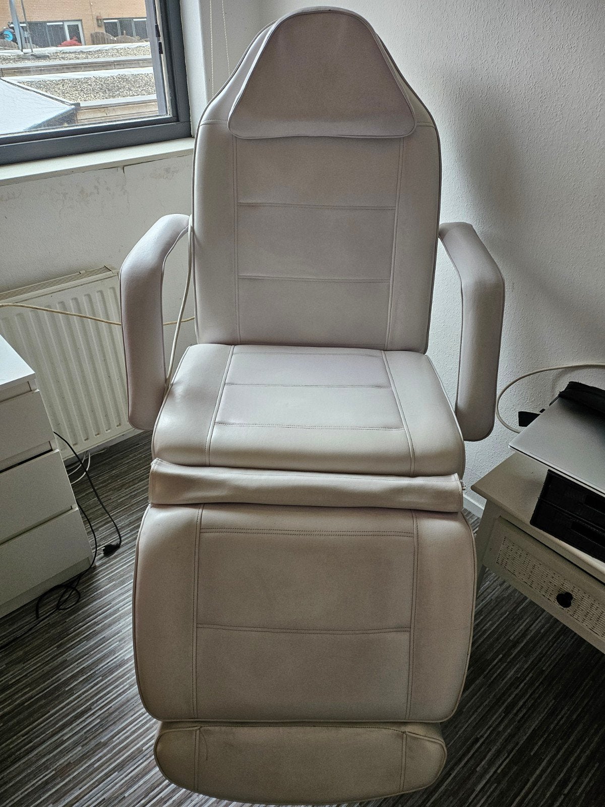 Gratis af te halen massagestoel/behandelstoel, Ophalen, Gebruikt, Overige typen