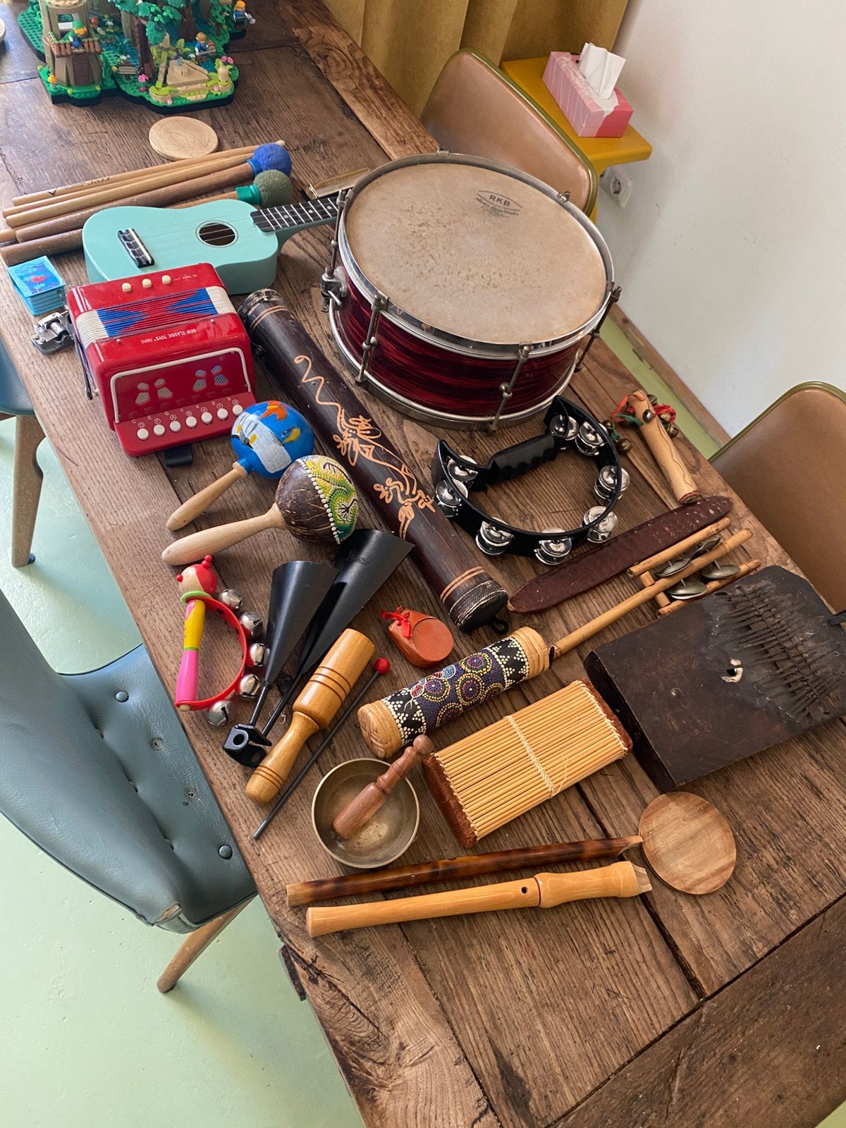 Muziekinstrumentjes in kist percussie   lent, Ophalen, Zo goed als nieuw, Overige merken