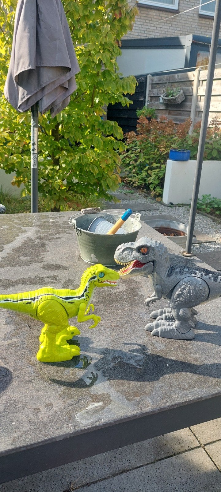 Dinosauriërs waaronder 2 koppen en 2 beweeglijk, Ophalen of Verzenden