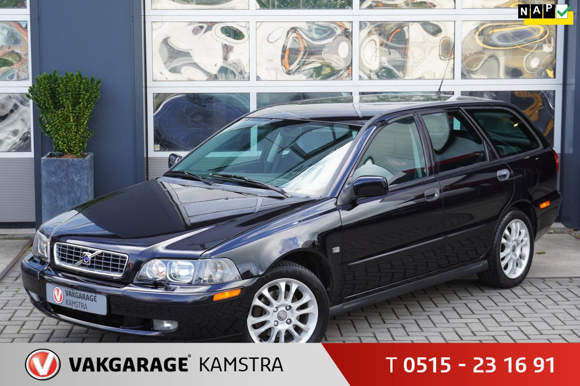 Volvo V40 2.0 Sports Edition NAP Origineel NL Airco/Cruise, Auto's, Voorwielaandrijving, 136 pk, Gebruikt, 1948 cc