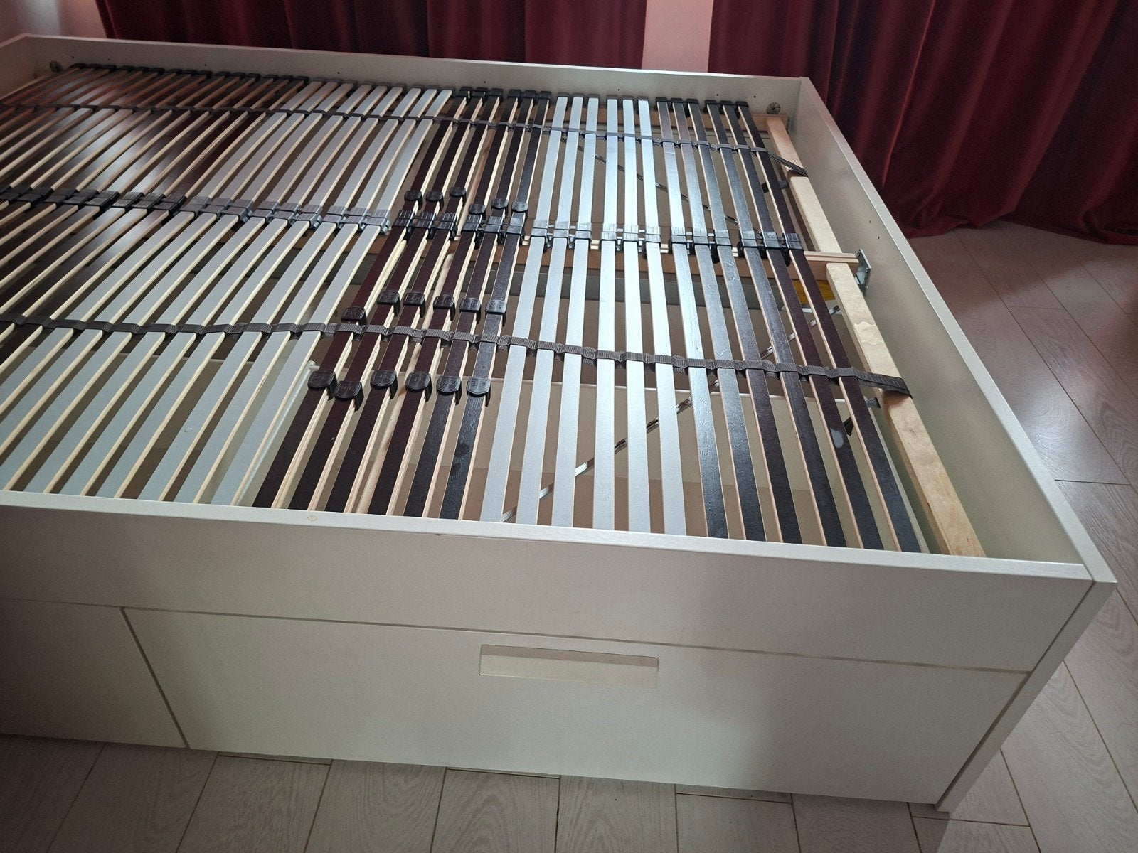 Ikea Brimnes bed 160x200 incl verstelbare lattenbodems, Ophalen, Wit, Tweepersoons, Zo goed als nieuw