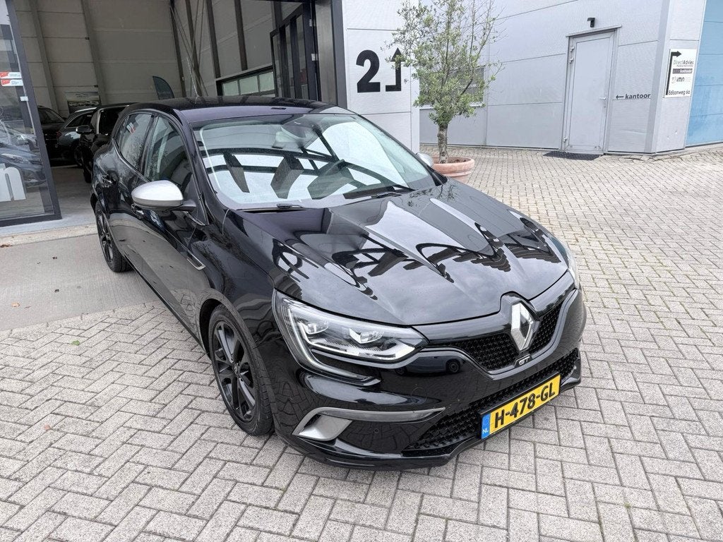 Renault Mégane 1.6 TCe GT 205PK! Automaat! BOSE! HUD! CAMER, Gebruikt, 4 cilinders, 1650 kg, Zwart