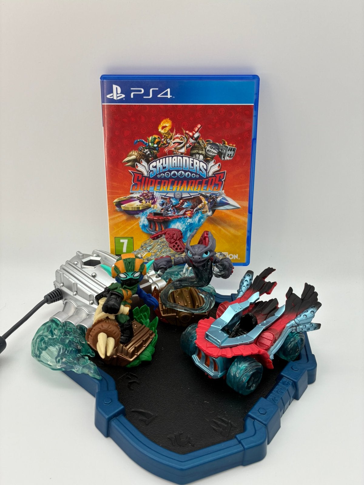 Skylanders Superchargers ps4 starterset, Avontuur en Actie, Verzenden, W, 2 spelers