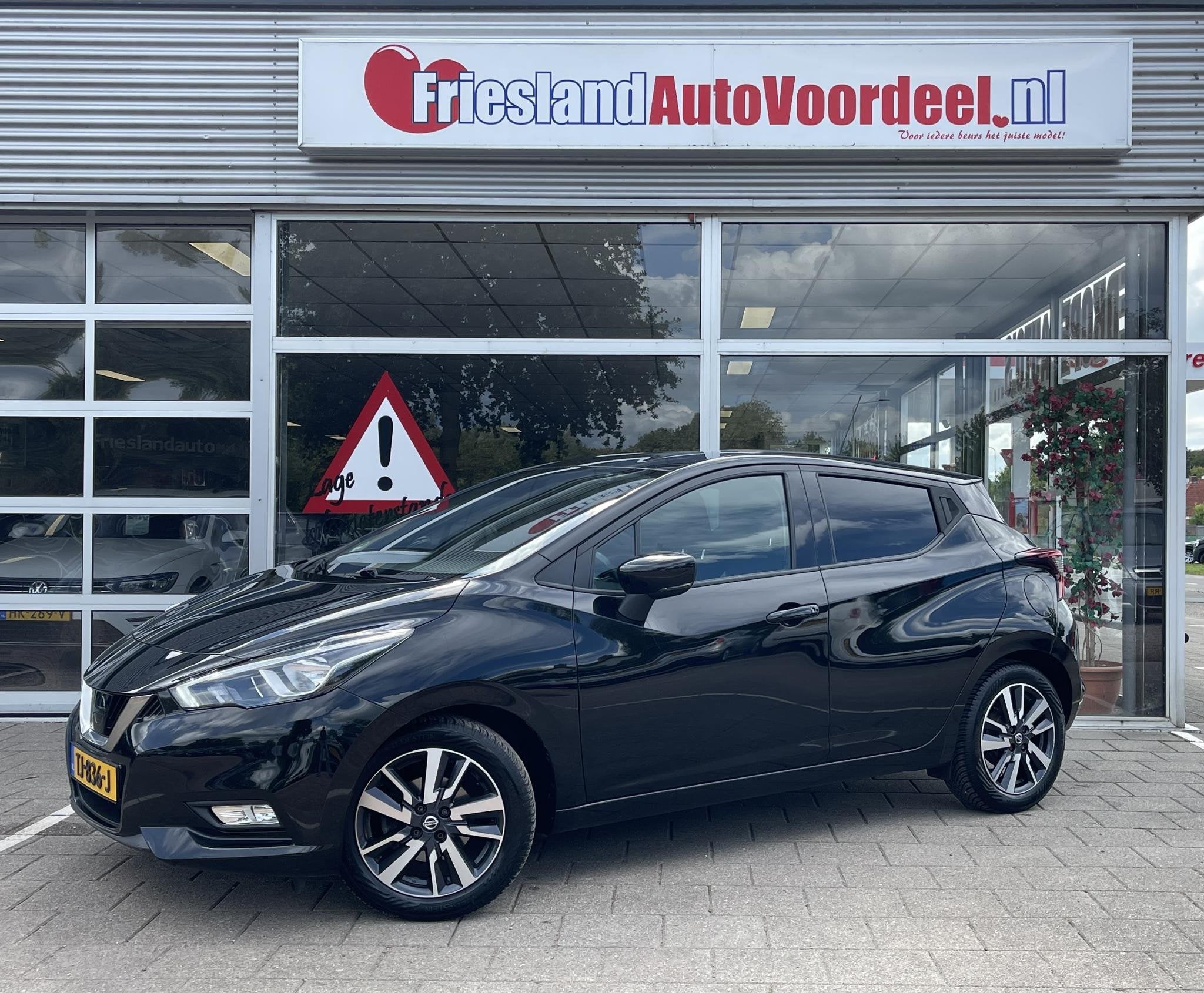 Nissan Micra 0.9 IG-T N-Connecta /Cruise/Clima/Achteruitrij, Auto's, 898 cc, Stof, Euro 6, 525 kg