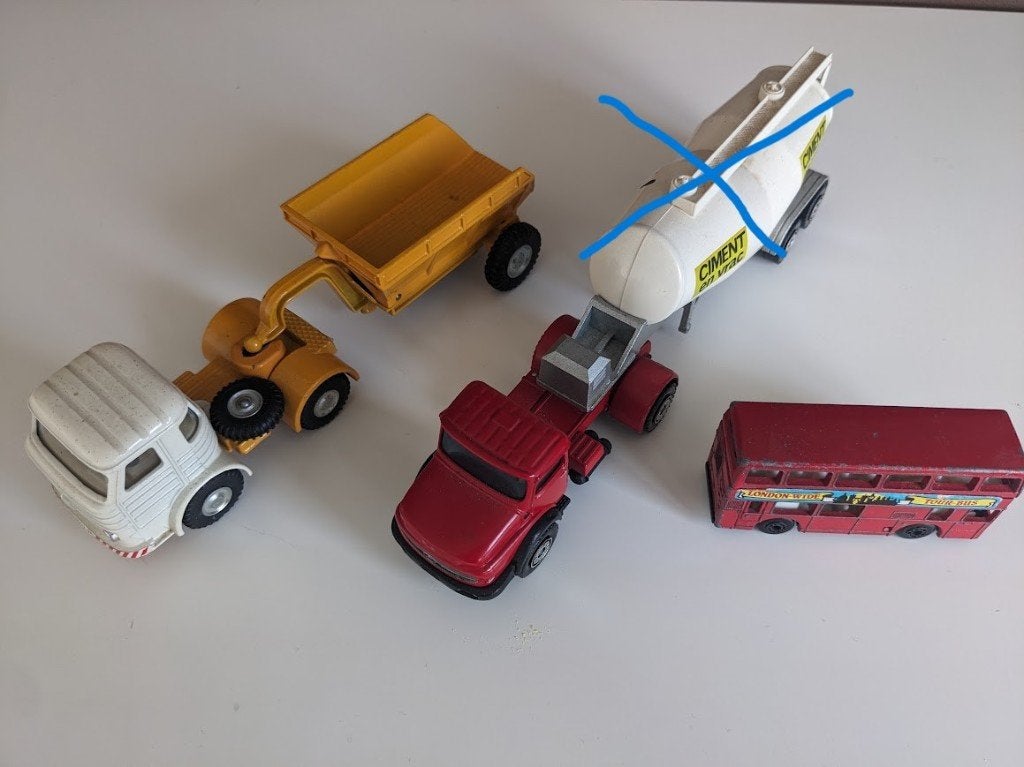 Modelauto's, Matchbox bus, Miniaturas truck met aanhanger, Ophalen of Verzenden, Gebruikt, Bus of Vrachtwagen, Matchbox