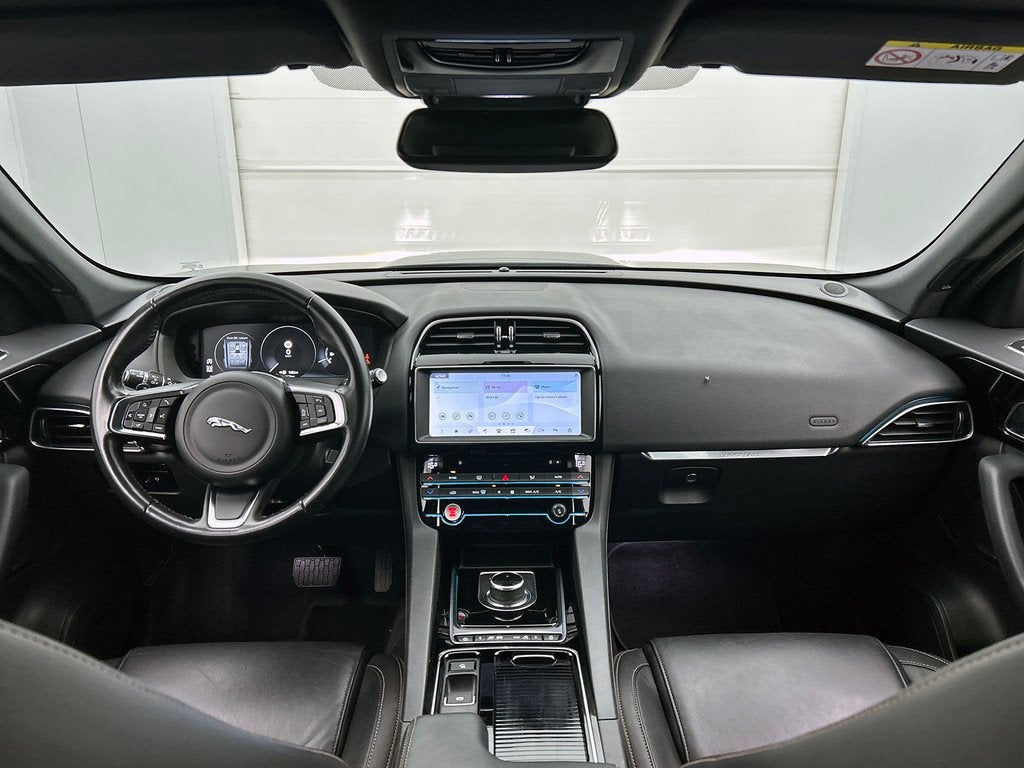 Jaguar F-PACE 2.0 Portfolio AWD 30t | 301PK | NL-AUTO | GOED, Auto's, Jaguar, Gebruikt, 4 cilinders, Zwart, Bedrijf