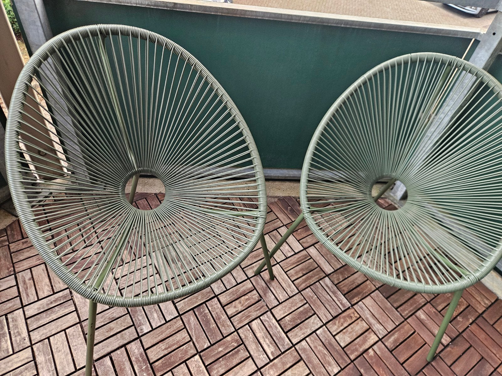 2 groene tuinstoelen, Ophalen, Gebruikt, Kunststof