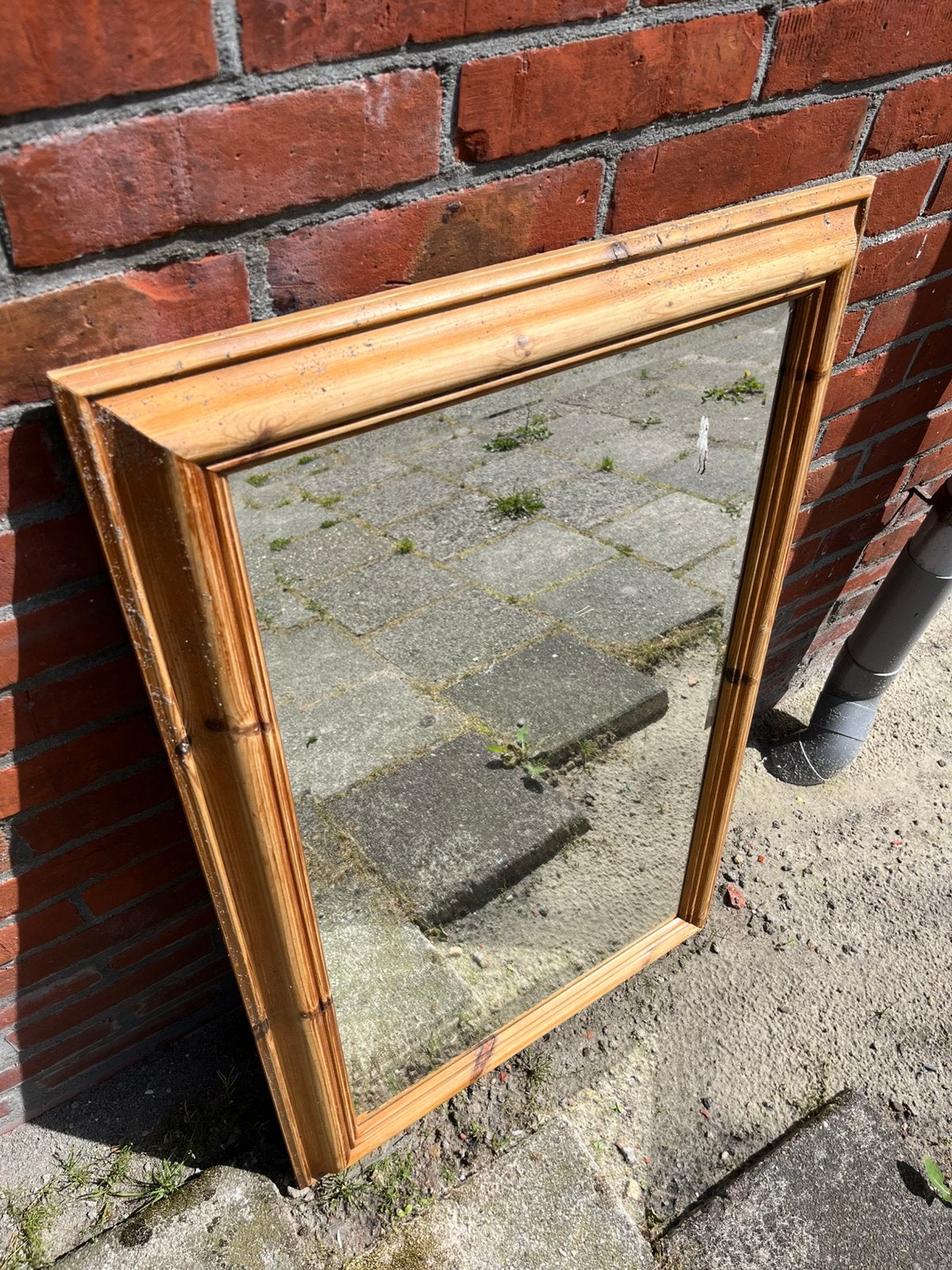 Grote spiegel met houten omlijsting, Ophalen, Rechthoekig