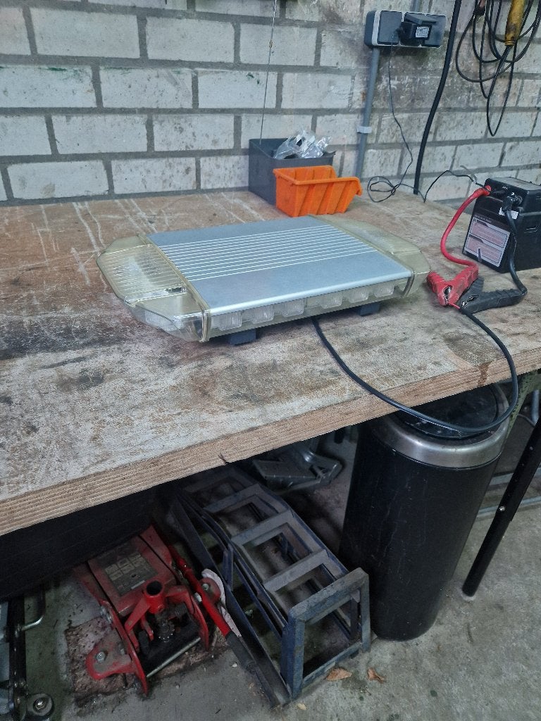 Zwaailamp 12/ 24 volt LED, Ophalen of Verzenden, Gebruikt