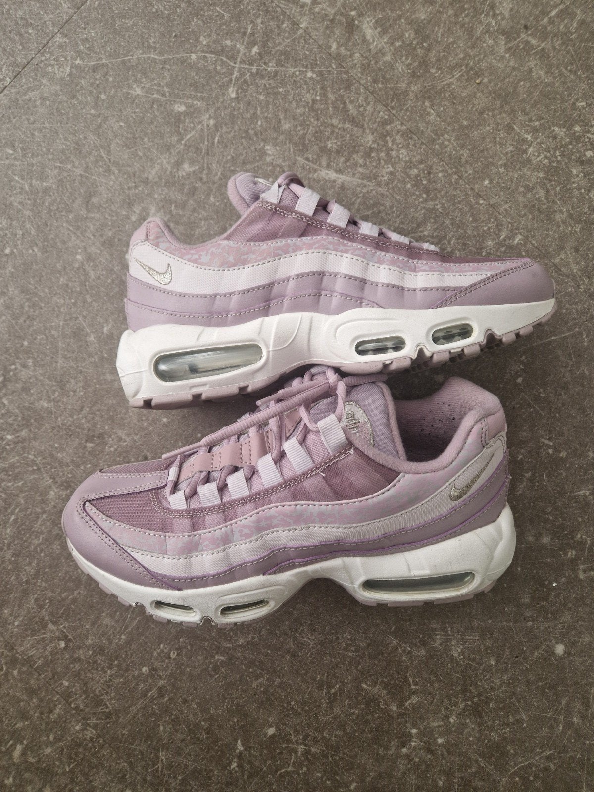 Nike Air Max 95 origineel sneakers maat 38.5 zgan, Kleding | Dames, Nike Air Max 95, Ophalen of Verzenden, Roze, Sneakers of Gympen
