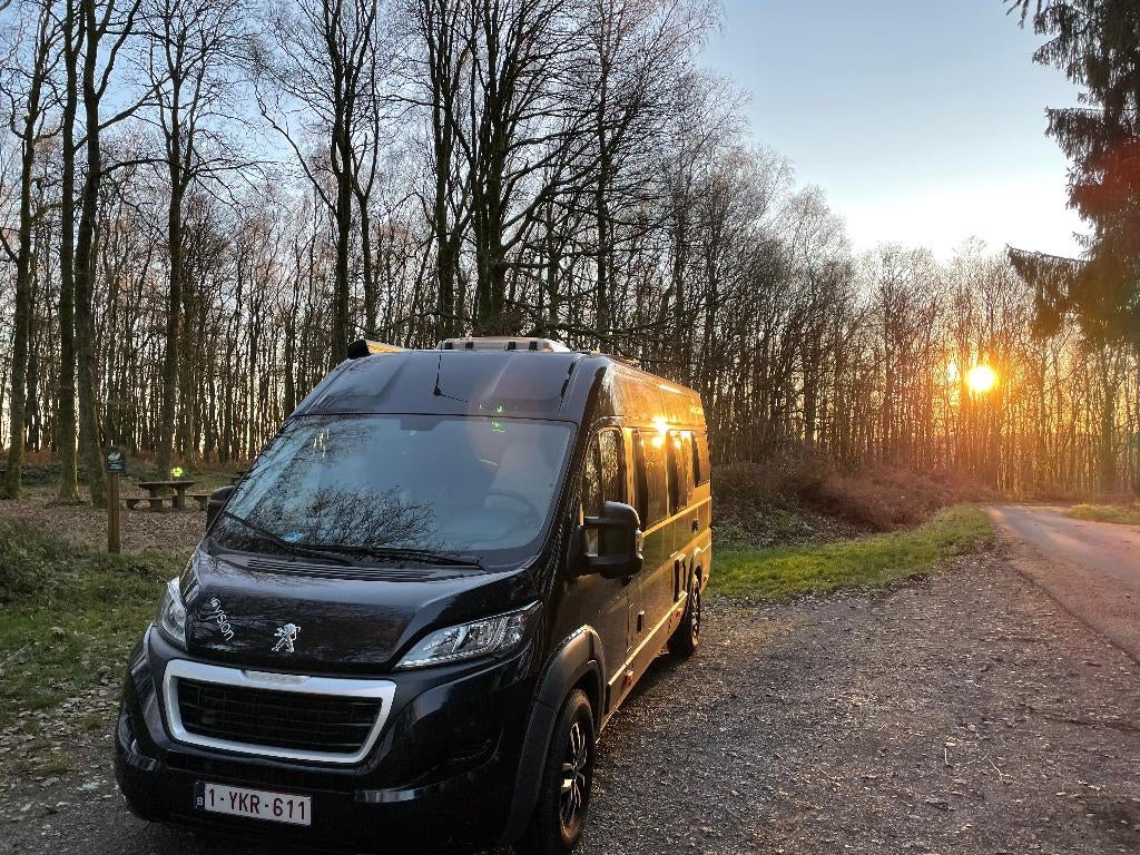 Caravans And Camping Buscamper