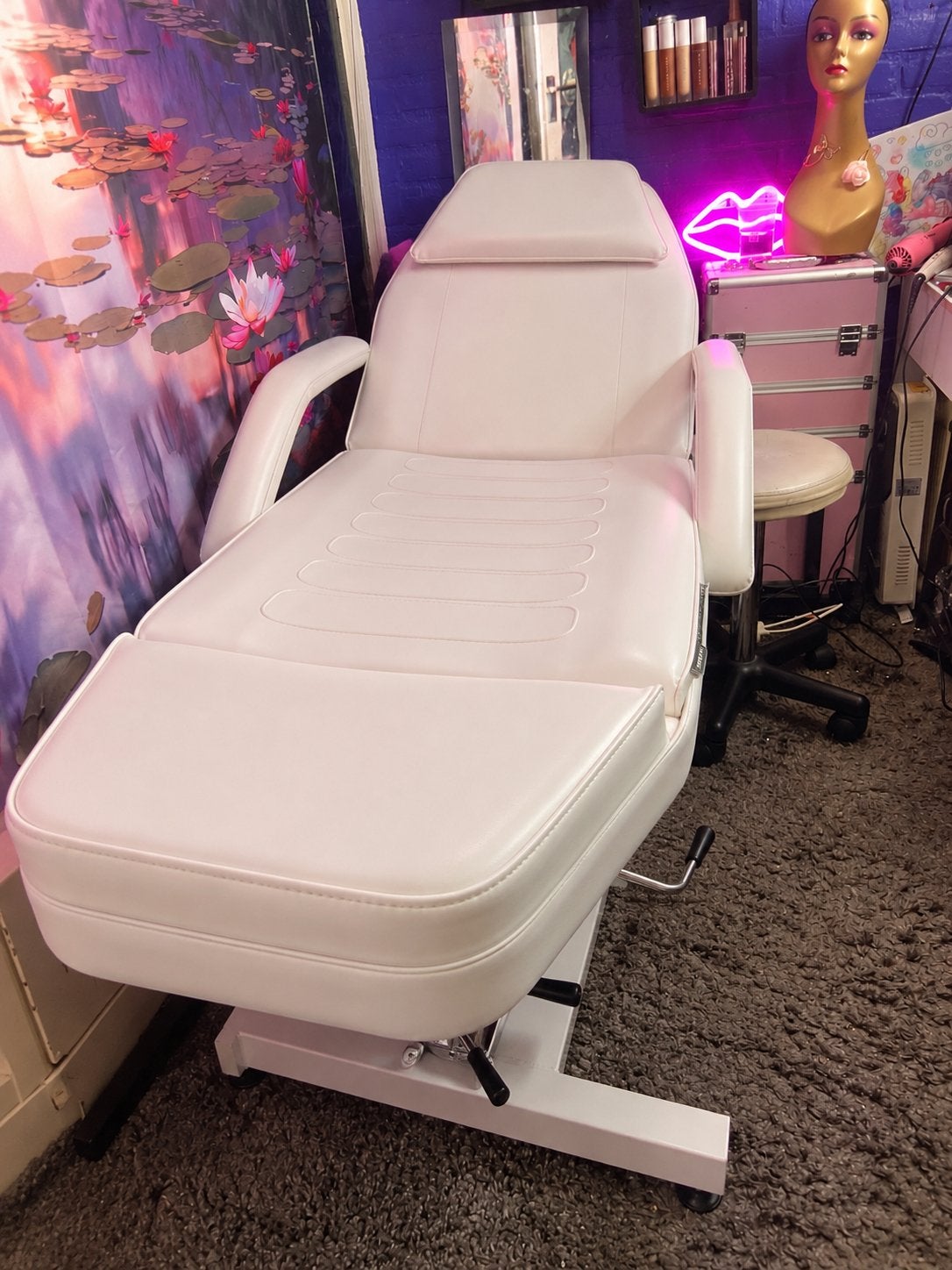 Witte professionele behandelstoel / beauty salon – Sillon, Ophalen of Verzenden, Zo goed als nieuw, Massagetafel