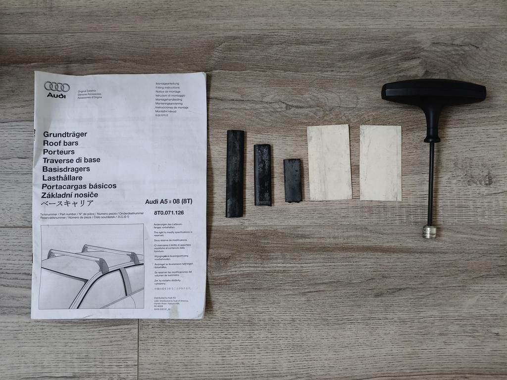 Audi A5 roof bars 08 (8T), Auto diversen, Ophalen, Zo goed als nieuw