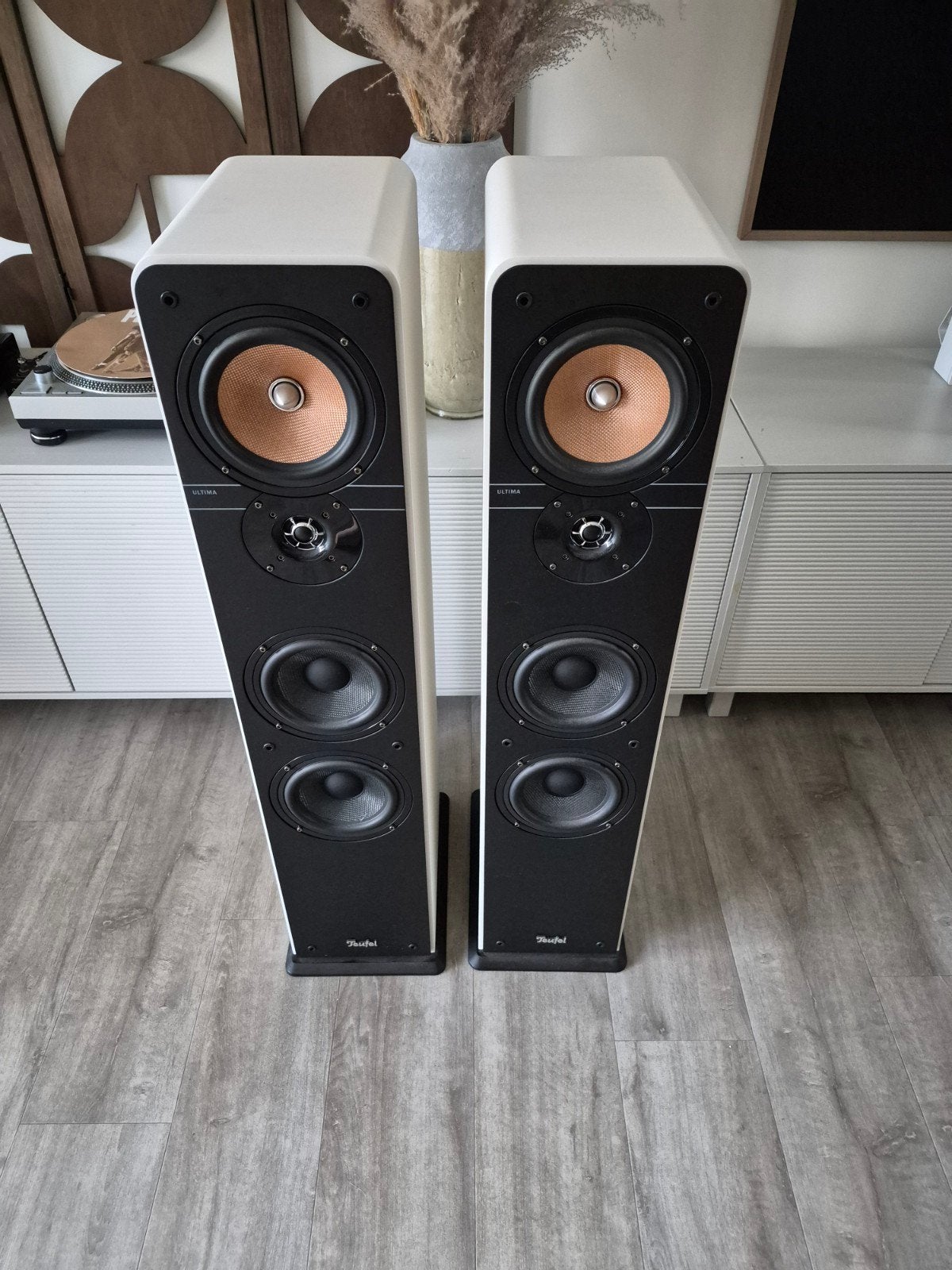 teufel vloerspeakers wit incl speakersnoer als nieuw, Audio, Tv en Foto, Luidsprekers, Vloerstaande luidspreker, Inclusief kabels