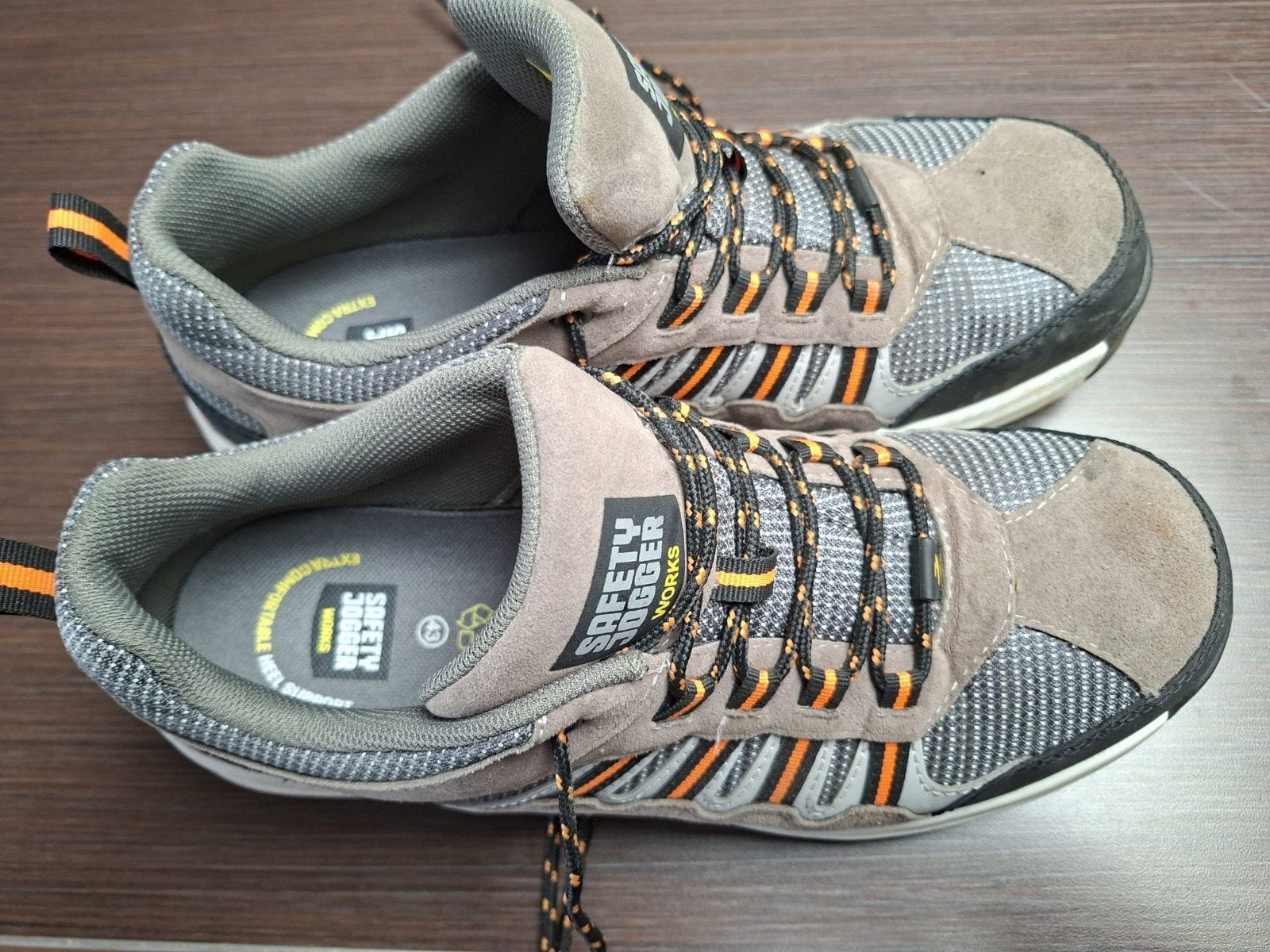Werkschoenen met verstevigde neus maat 43, Kleding | Heren, Ophalen of Verzenden, Zwart, Werkschoenen