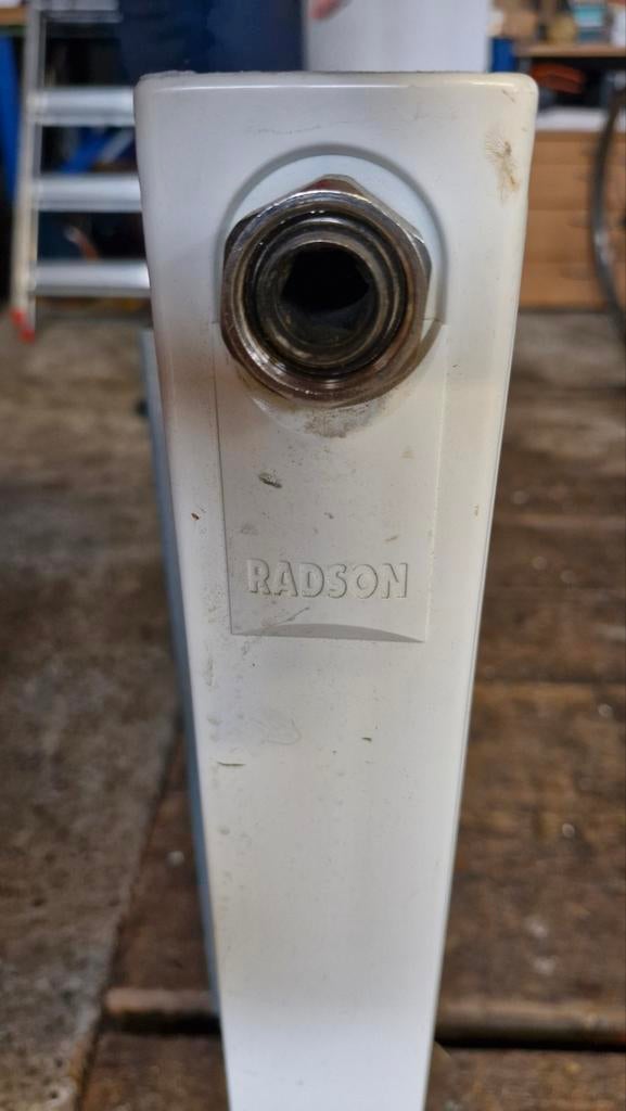 Radson Radiator - Gebruikt maar in goede staat, Ophalen, 30 tot 80 cm, Radiator, 60 tot 150 cm