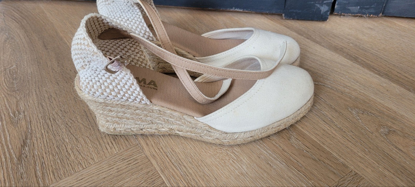 Nieuw! Prachtige espadrilles sleehak maat 39 beige Payma, Kleding | Dames, Schoenen, Payma, Beige, Nieuw, Ophalen of Verzenden