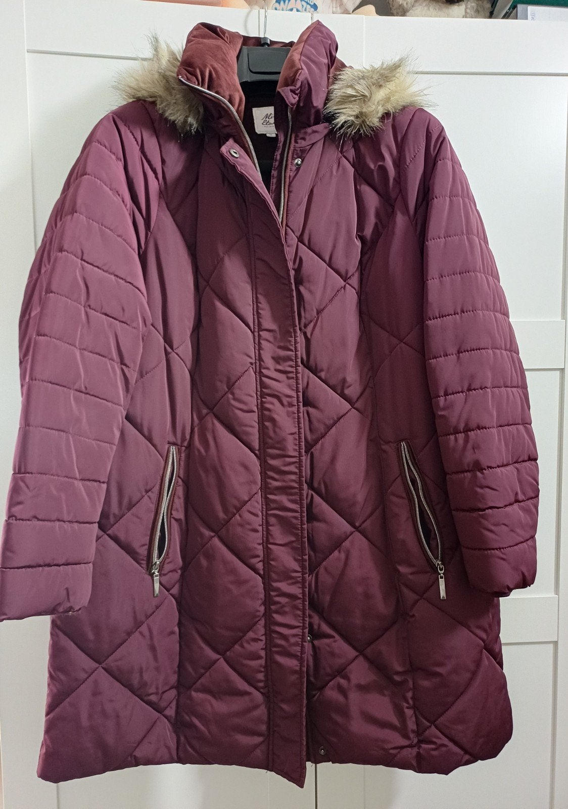 hele mooie dikke lange winterjas maat 50, Ophalen, Zo goed als nieuw, Maat 46/48 (XL) of groter, Zwart