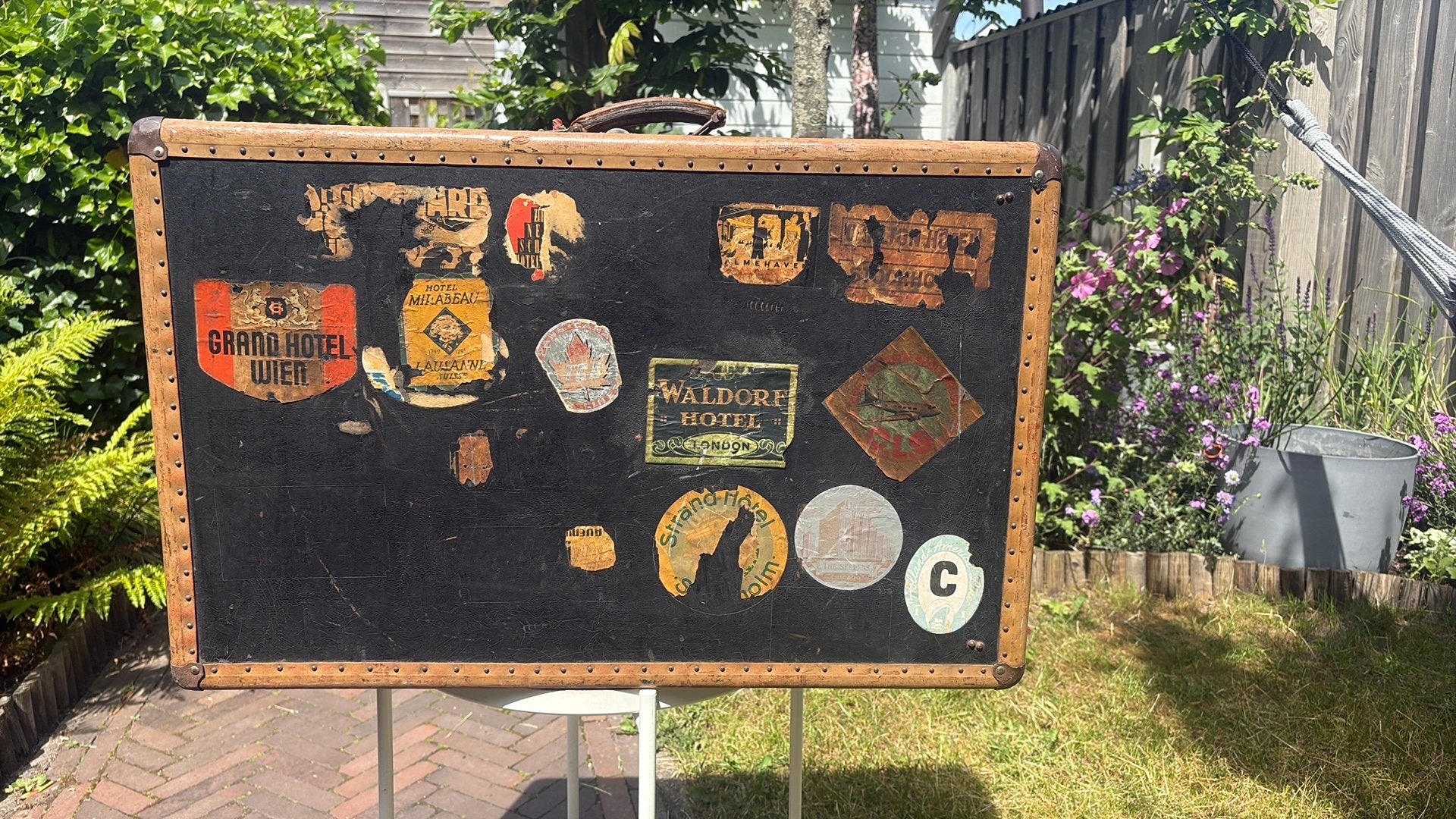 Antieke reiskoffer met hotelstickers - Albert Rosenhain, Ophalen of Verzenden