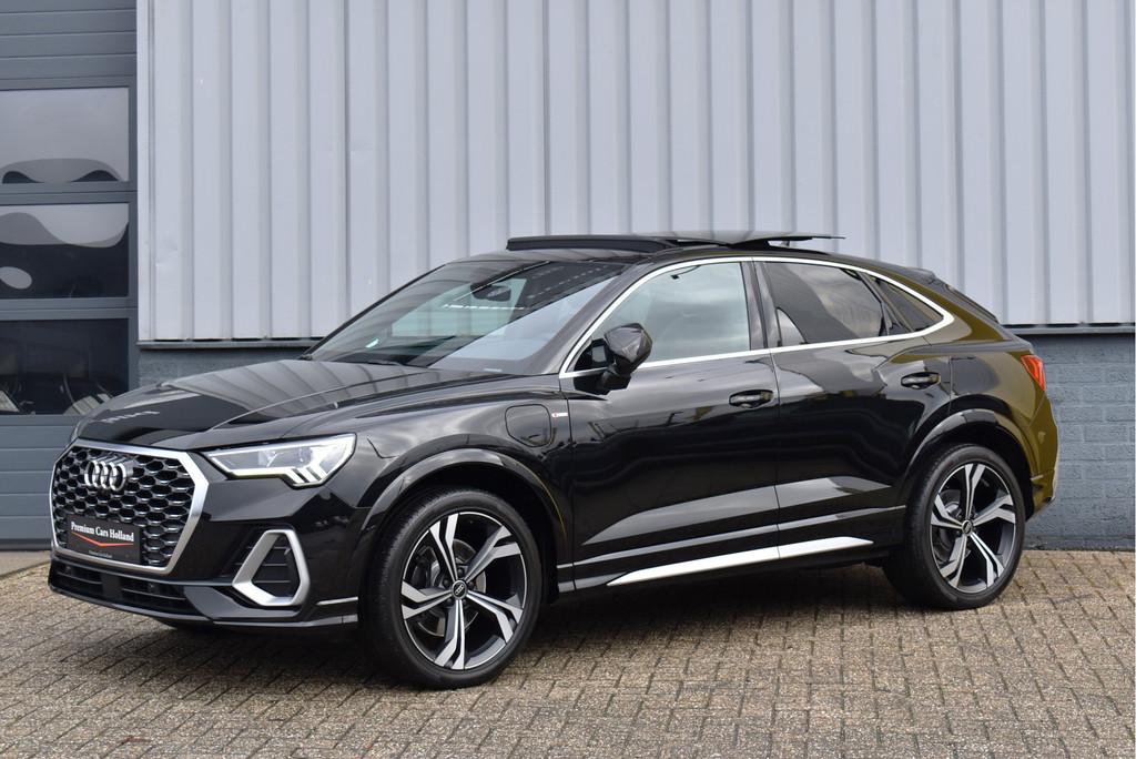 Audi Q3 Sportback 45 TFSI e S-Line 245 Pk Pano Sonos 360 Led, Auto's, Audi, Gebruikt, Euro 6, Leder en Stof, Zwart