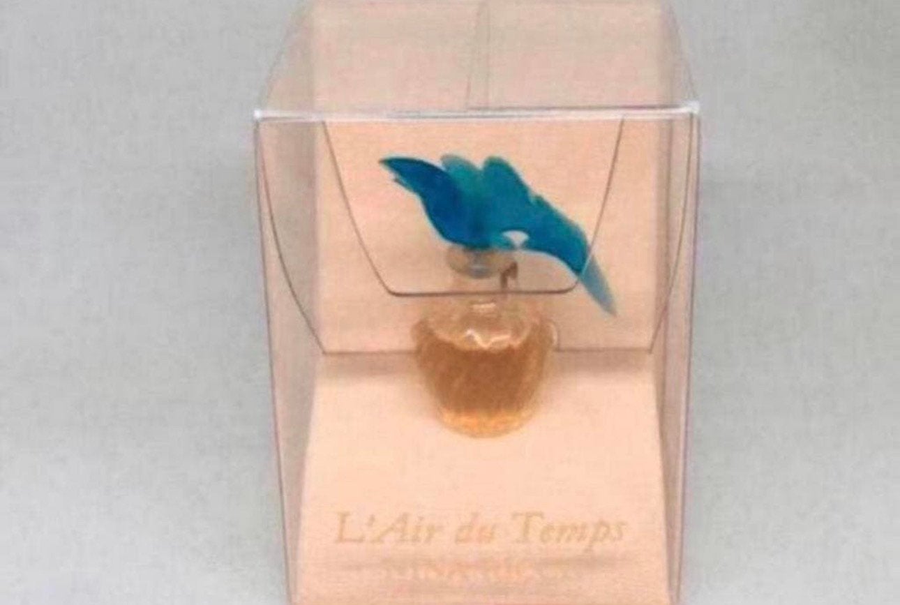 Parfum miniatuur L’air du temps blauwe duiven 2,5 ml, Verzamelen, Parfumverzamelingen, Verzenden, Nieuw, Miniatuur, Gevuld