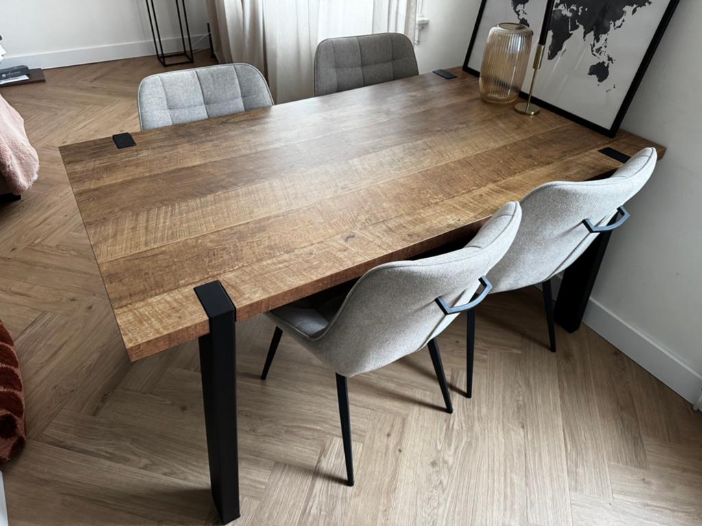 Eettafel van hout, Huis en Inrichting, Tafels | Eettafels, Ophalen, 50 tot 100 cm, Zo goed als nieuw, Vijf personen of meer