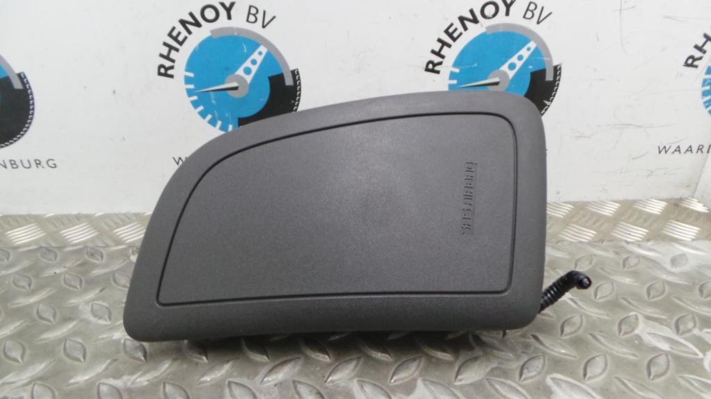 SUZUKI SWIFT 1.3 Bandit AIRBAG RECHTS 2009, Auto-onderdelen, Ophalen of Verzenden, Gebruikt, Stiba lid