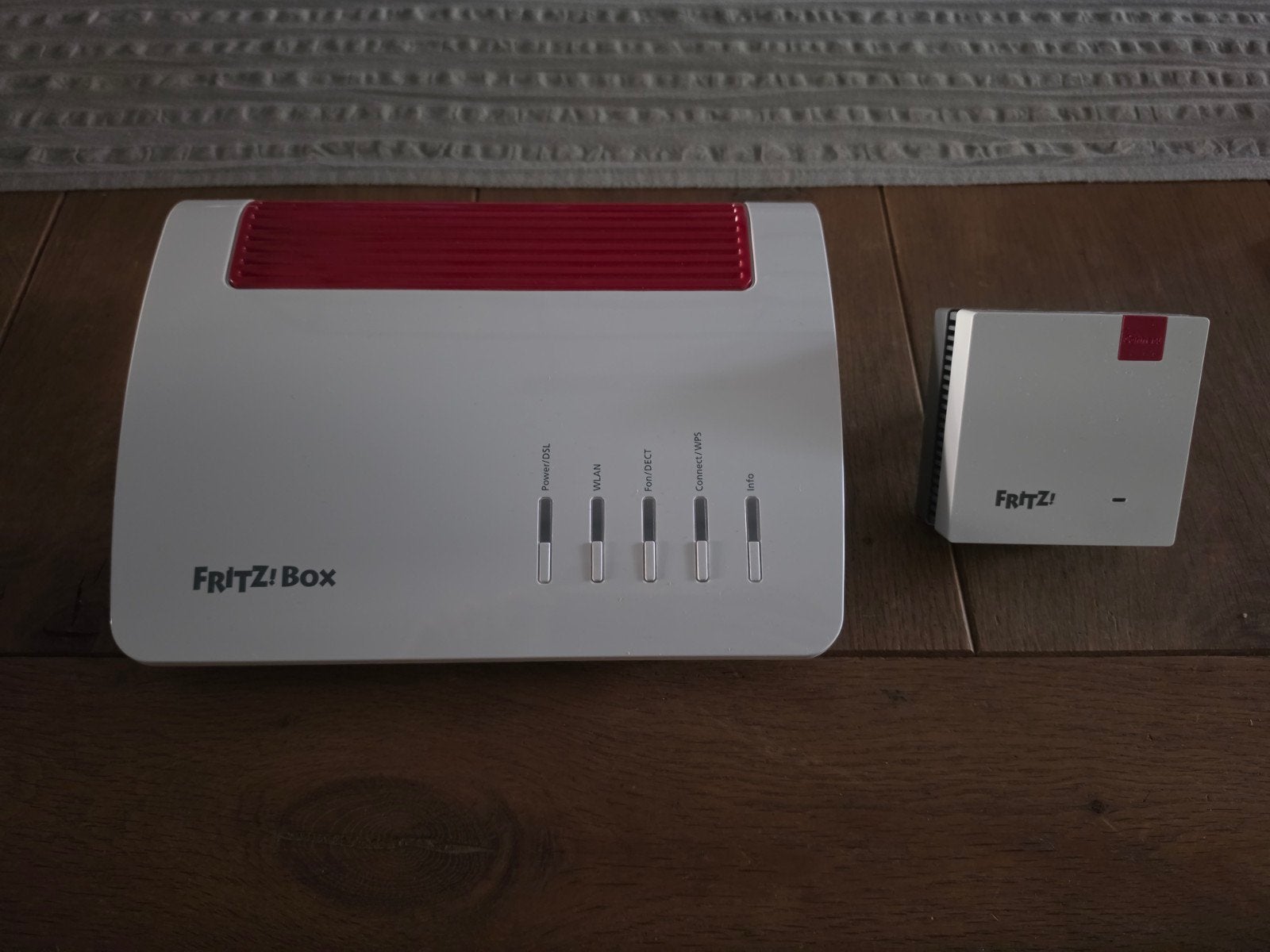 FRITZ!Box 7590 AX en FRITZ!Repeater 1200 AX Set, Ophalen, Zo goed als nieuw, Router met modem, FRITZ!