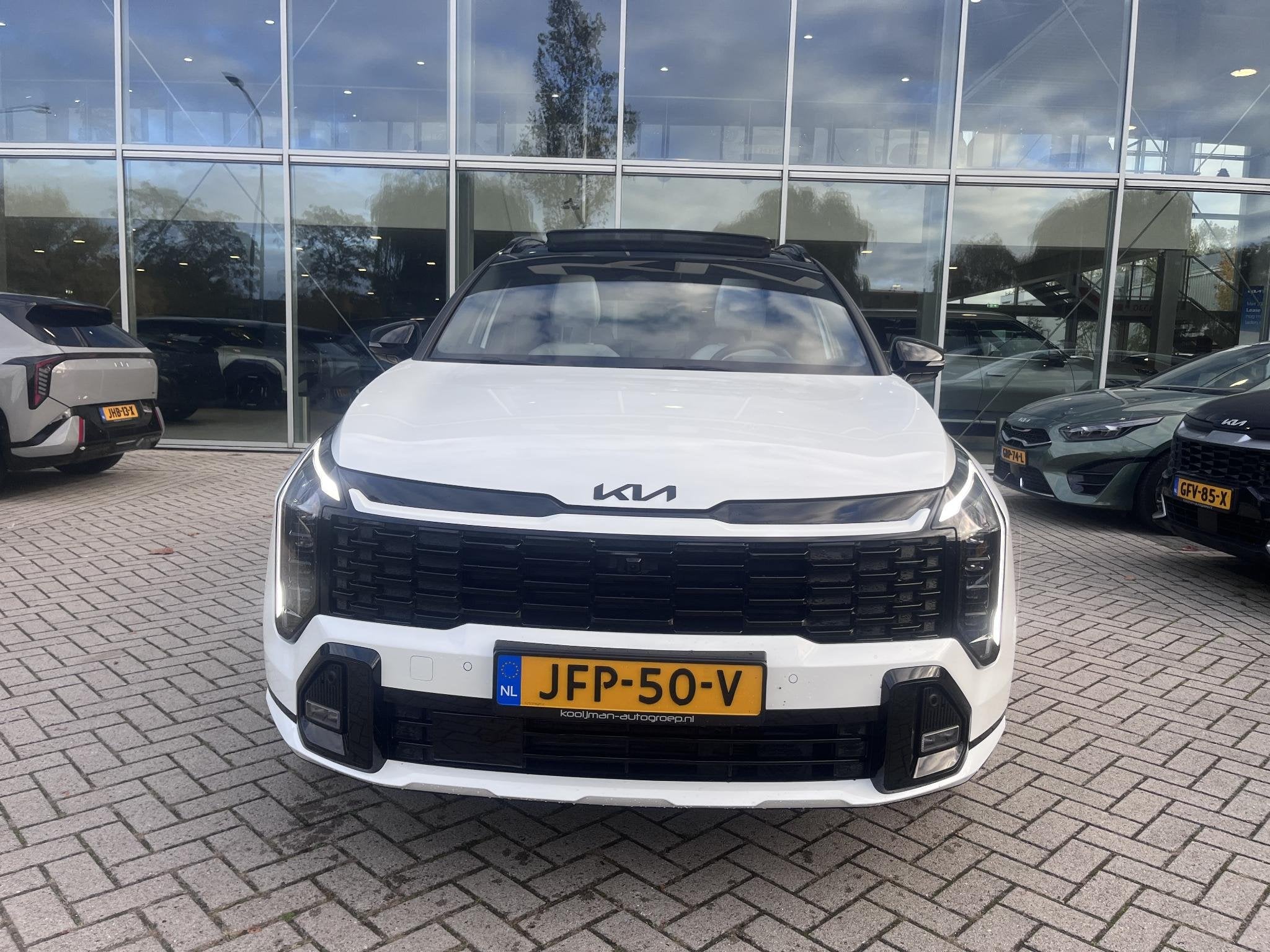 Kia Sportage 1.6 T-GDi Hybrid GT-PlusLine DEMO VOORDEEL!, Auto's, Euro 6, 4 cilinders, Wit, Origineel Nederlands
