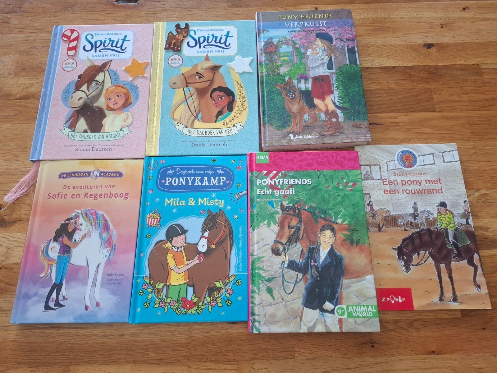 Paarden boeken o.a. spirit samen vrij, ponykamp, eenhoorn, Ophalen of Verzenden, Zo goed als nieuw