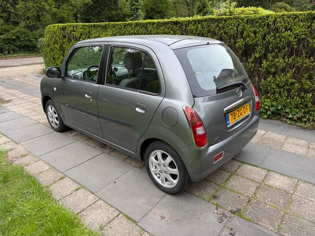 Daihatsu Trevis 78.333 km! APK 27 jan 2027 netjes, Stof, 600 kg, Zwart, 765 kg