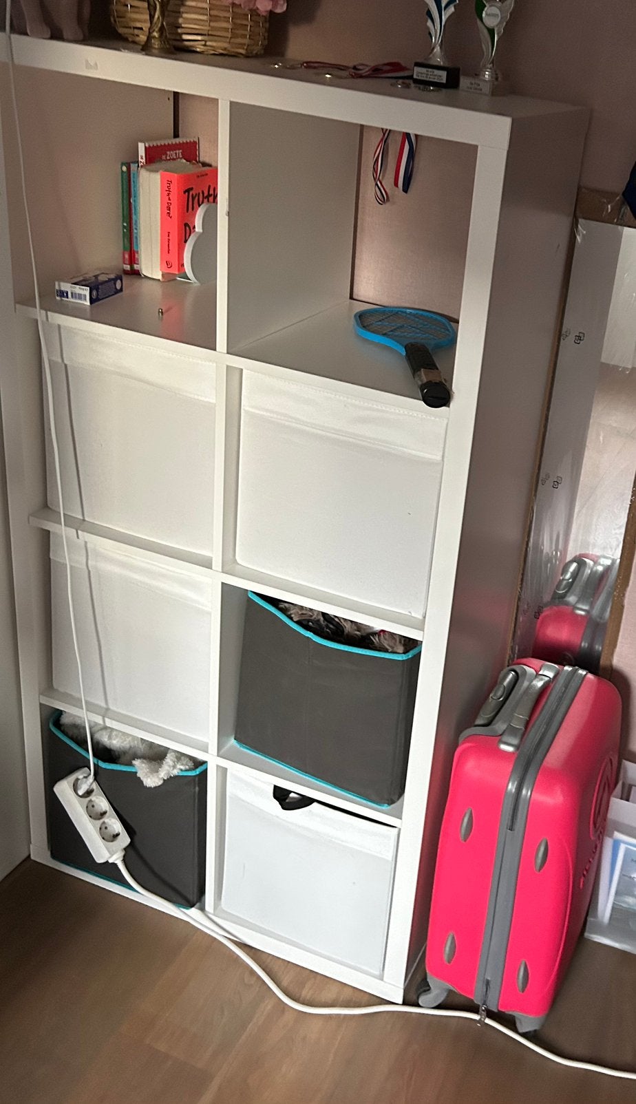 Ikea kallax kast met 4 opbergmanden, Ophalen, 50 tot 100 cm, Zo goed als nieuw, Minder dan 100 cm