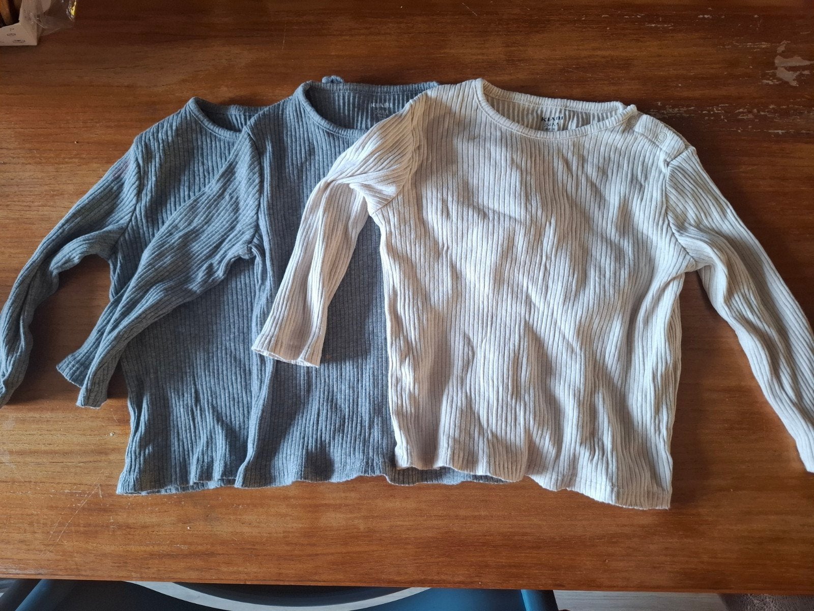 3 shirts lange mouw, Kiabi, Jongetje of Meisje, Ophalen of Verzenden, Zo goed als nieuw