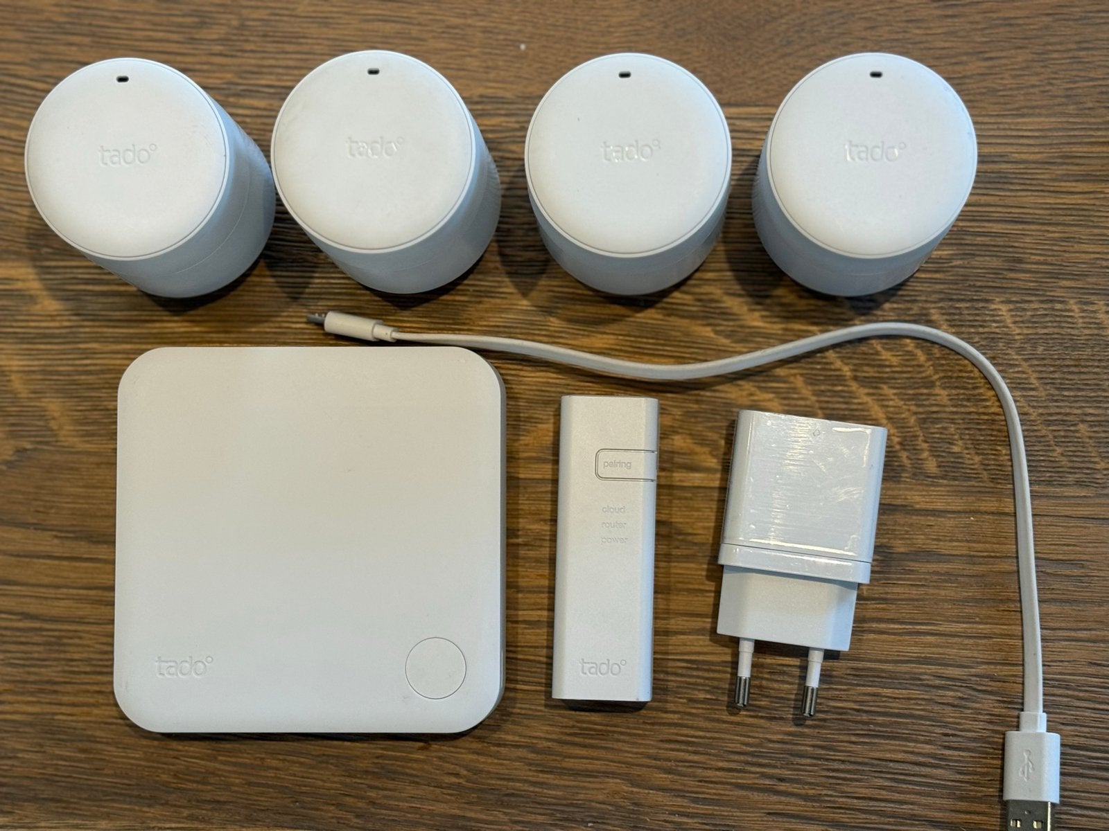 Tado Slimme Thermostaat Set - 4 Radiatorthermostaten, Ophalen, Slimme thermostaat, Gebruikt
