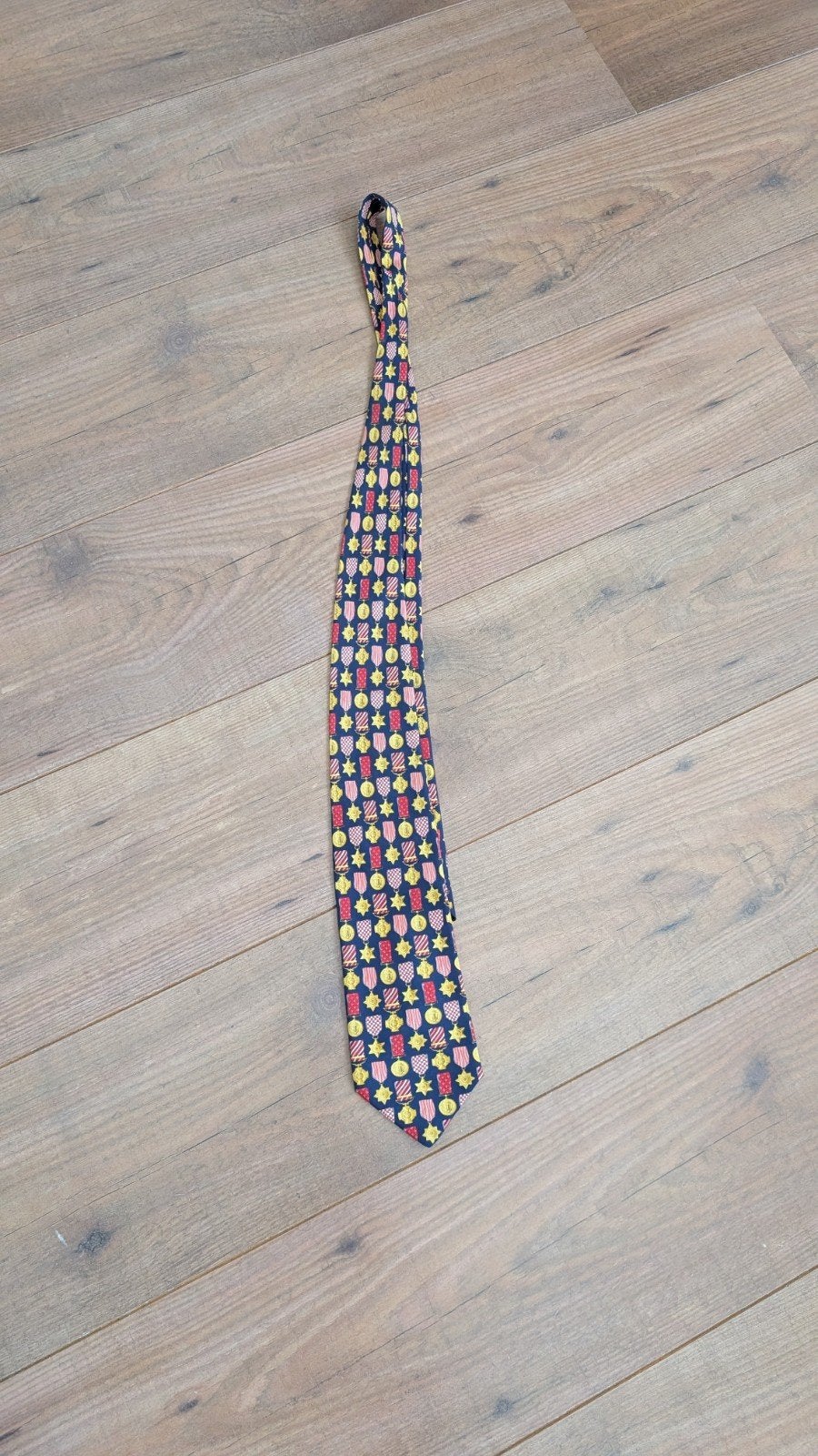 Jan Segeren Rotterdam Zijden Stropdas met Medaille Patroon, Kleding | Heren, Stropdassen, Jan Segeren Rotterdam, Blauw, Ophalen of Verzenden