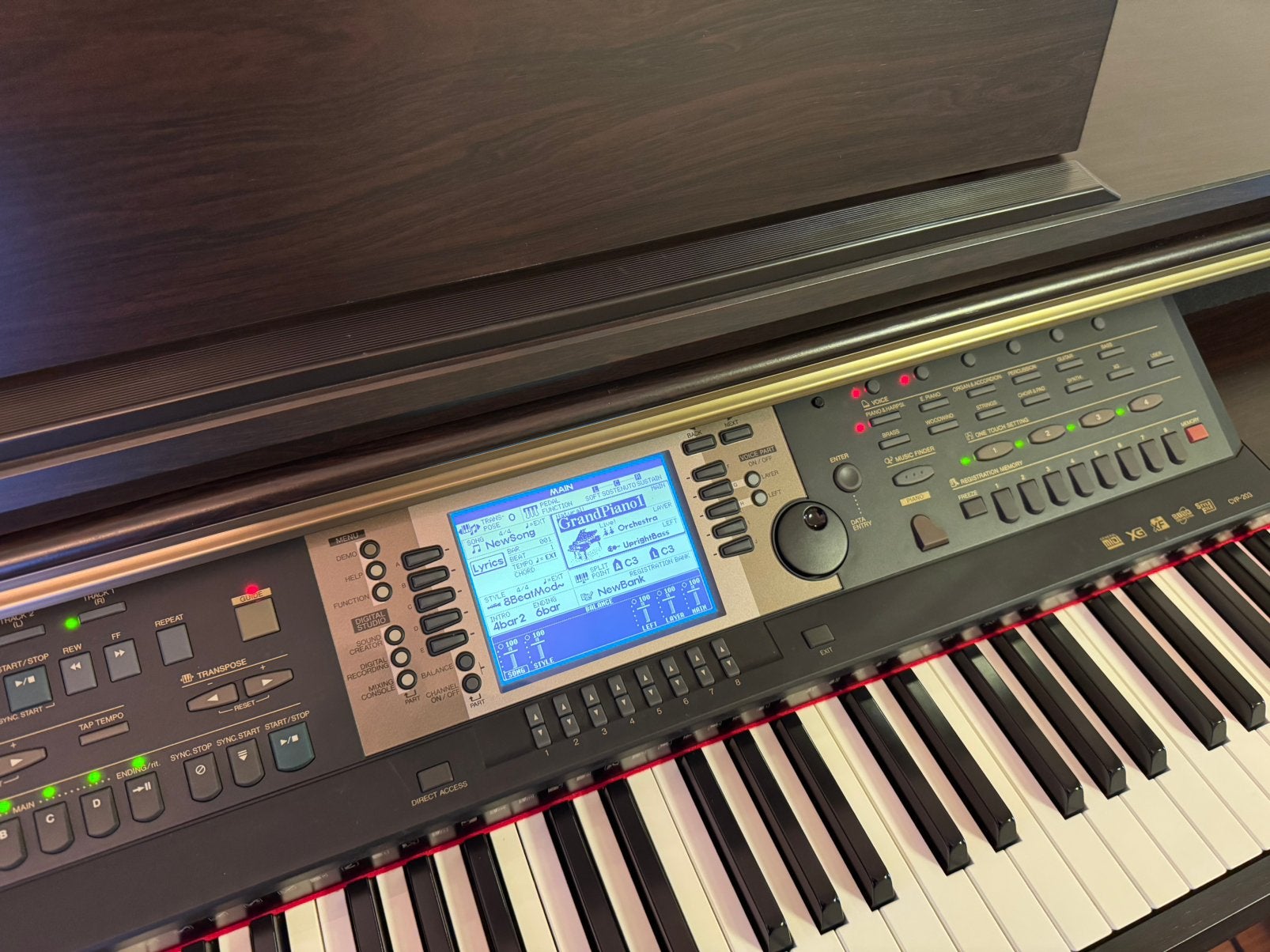 Yamaha Clavinova digitale elektrische rtme piano Refurbished, Muziek en Instrumenten, Yamaha Clavinova, Yamaha Clavinova, Bruin