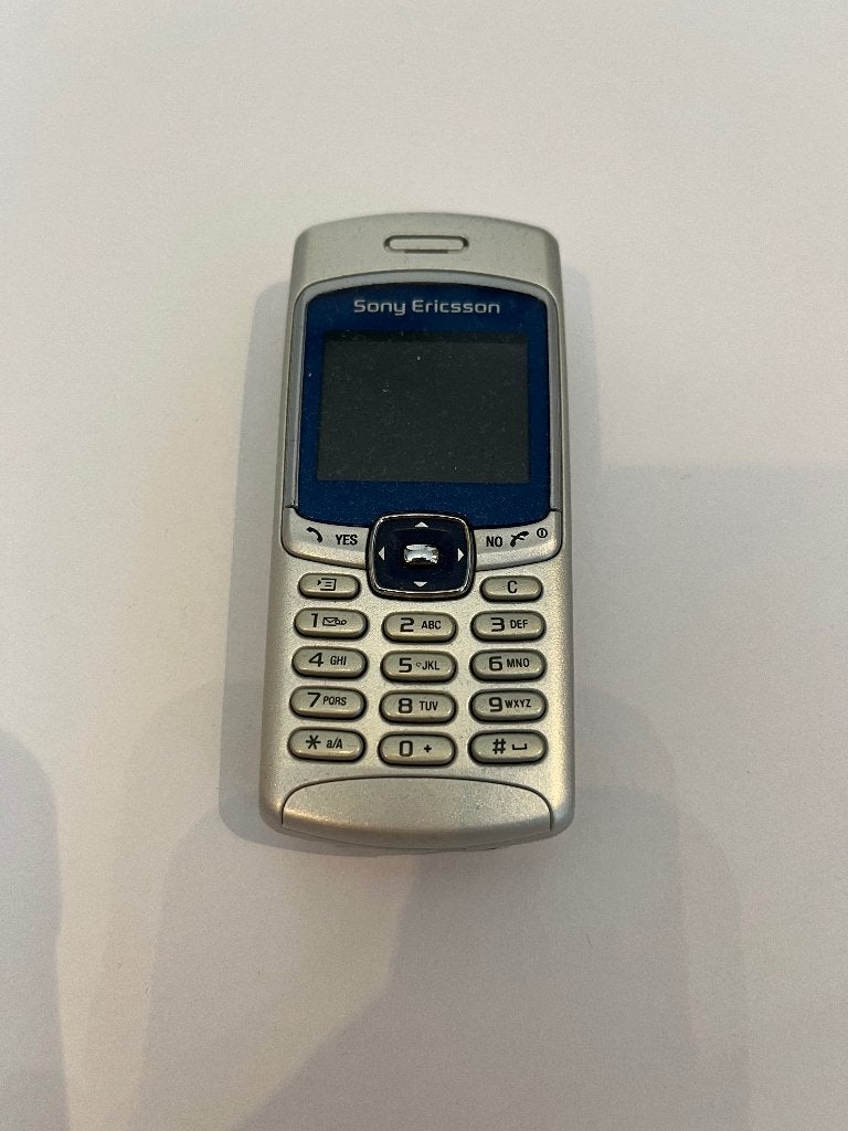 Sony Ericsson telefoon, Telecommunicatie, Mobiele telefoons | Sony, Gebruikt, Overige systemen, Fysiek toetsenbord, Ophalen of Verzenden