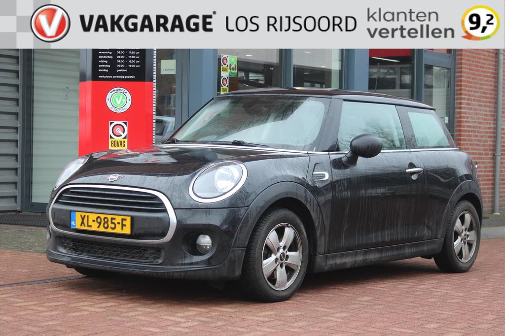 MINI Mini 3-Deurs (f56) 1.5 *One Salt* | Navigatie | Cruise, Voorwielaandrijving, Stof, Gebruikt, 4 stoelen