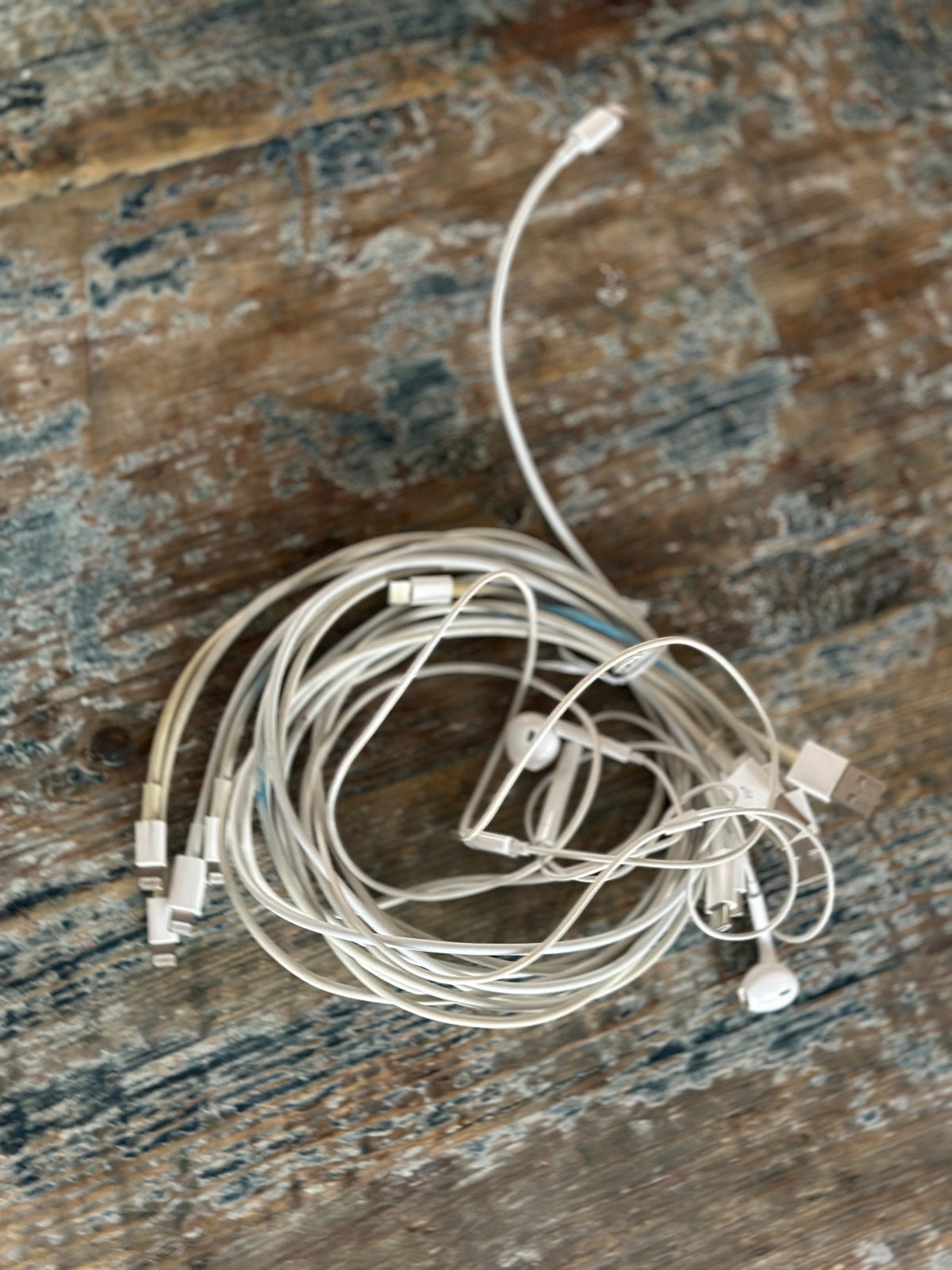 Iphone 14-13-12-11  Diverse kabels/oortjes voor  en, Ophalen of Verzenden, Gebruikt, Snoer of kabel, Apple