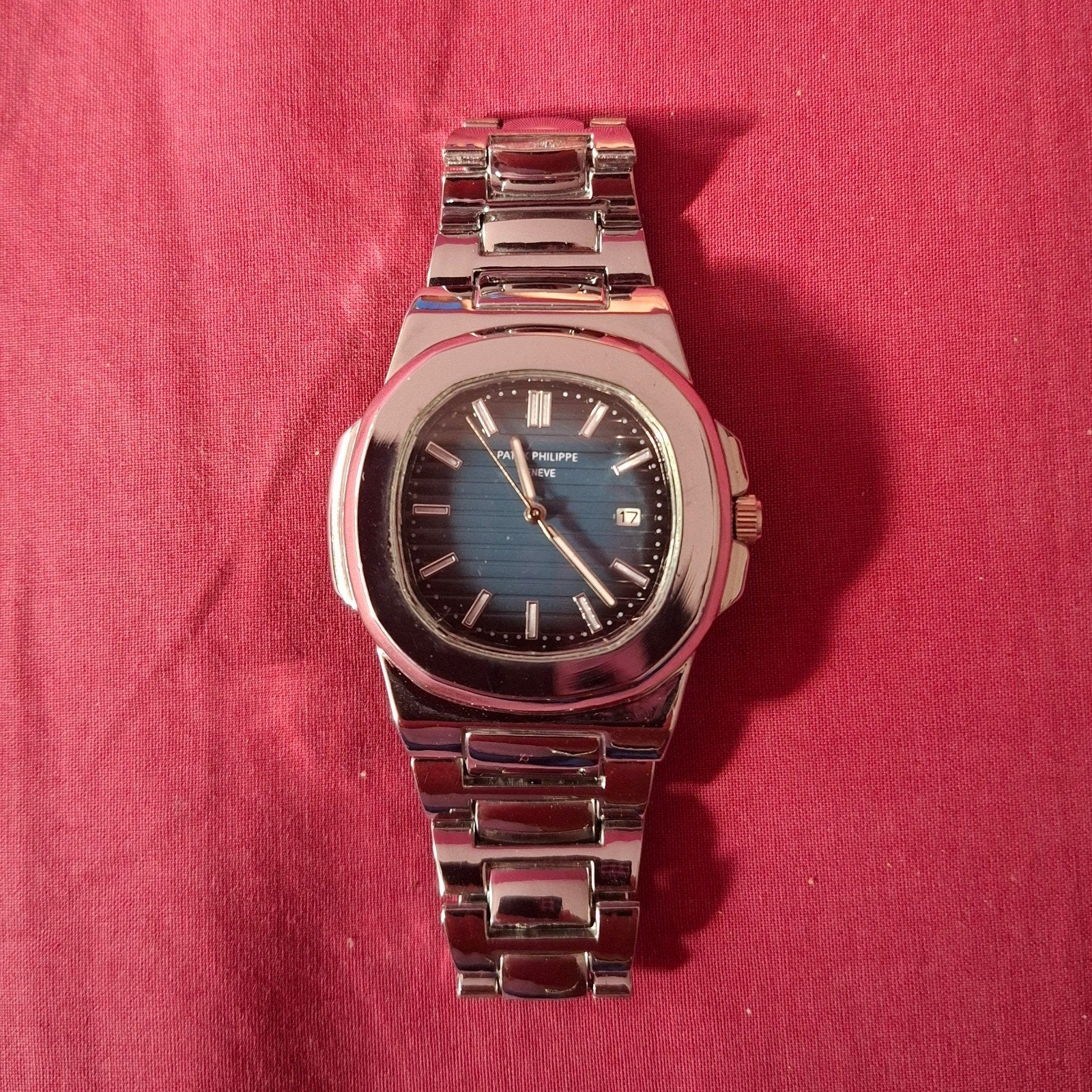 Patek Philippe Nautilus 5711 Model Horloge, Sieraden, Tassen en Uiterlijk, Overige merken, Overige materialen, Polshorloge, Nieuw