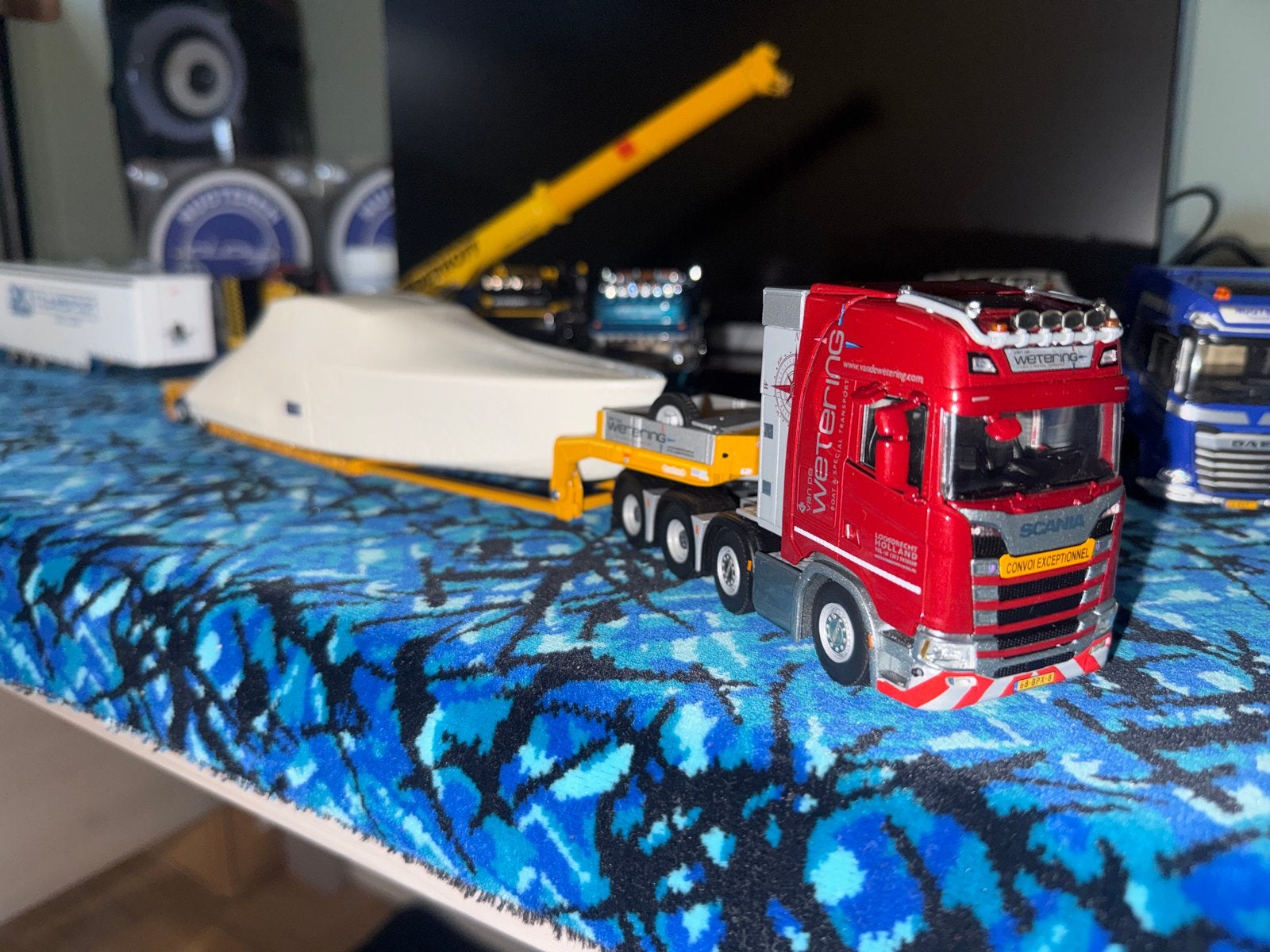 Wsi Scania S730 Wetering met dieplader en boot, Overige merken, 1:32 tot 1:50, Ophalen of Verzenden, Zo goed als nieuw