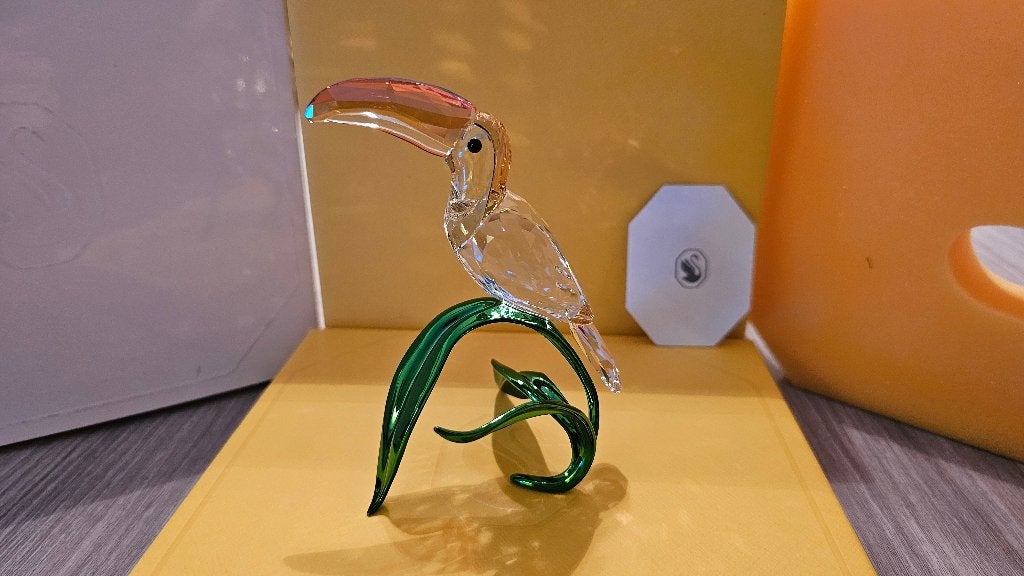 Swarovski Idyllia Toekan! NIEUW!, Verzamelen, Ophalen of Verzenden, Nieuw, Figuurtje