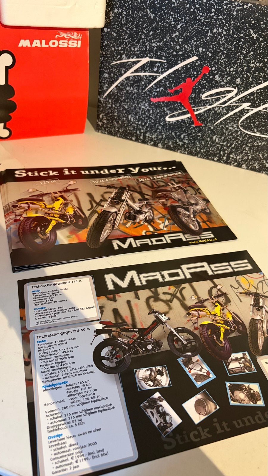 MadAss 50cc Schakel/Automaat Bromfiets, Boeken, Ophalen of Verzenden